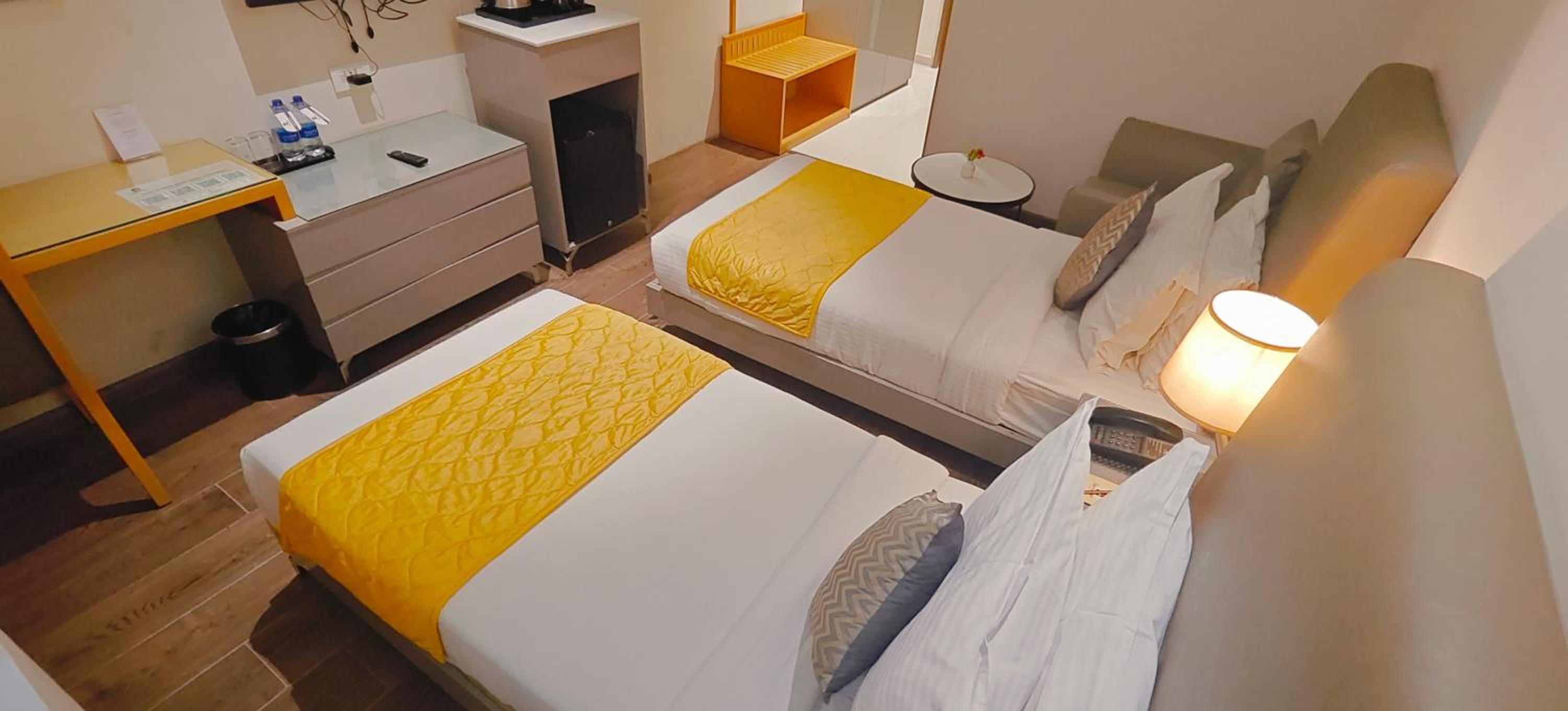 Superior Twin Room - Photo 20