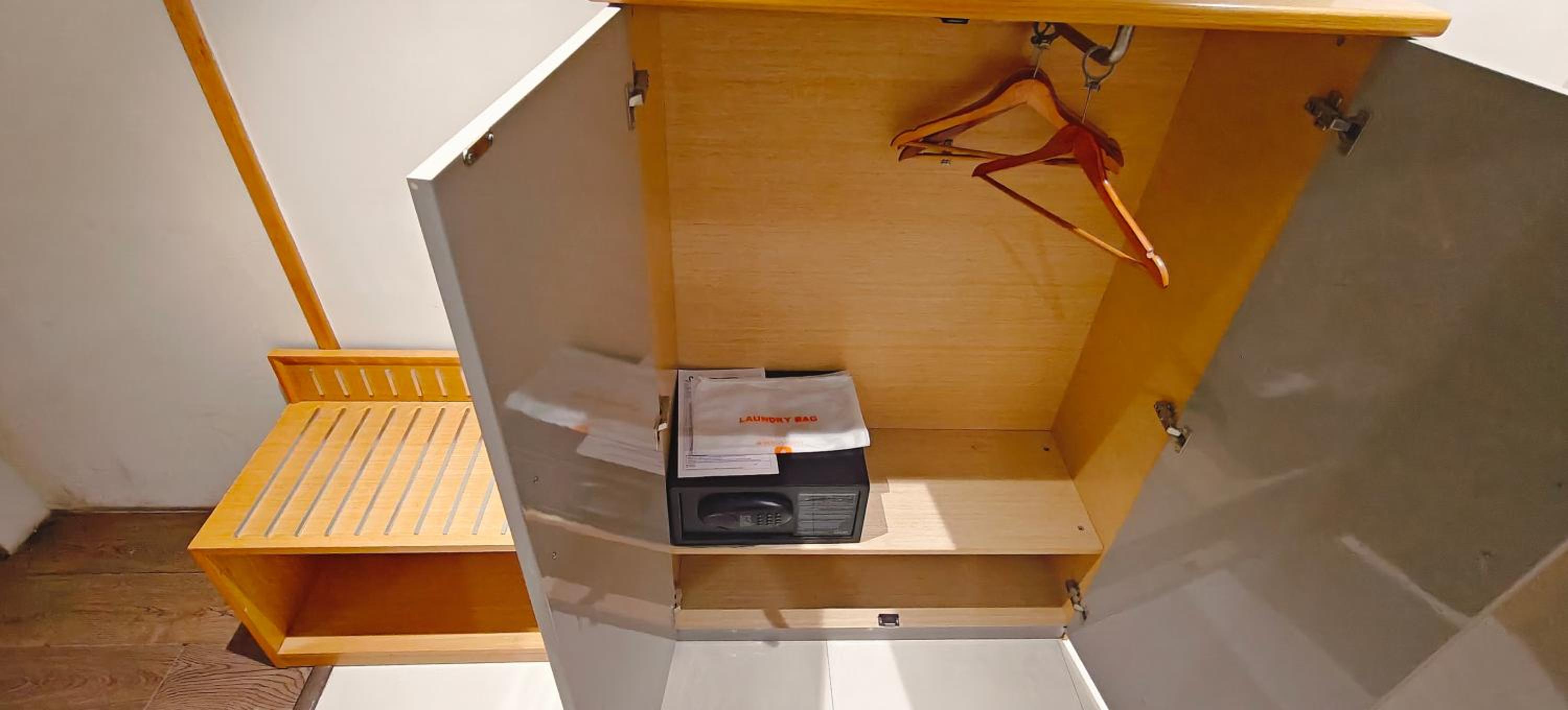 Superior Twin Room - Photo 23