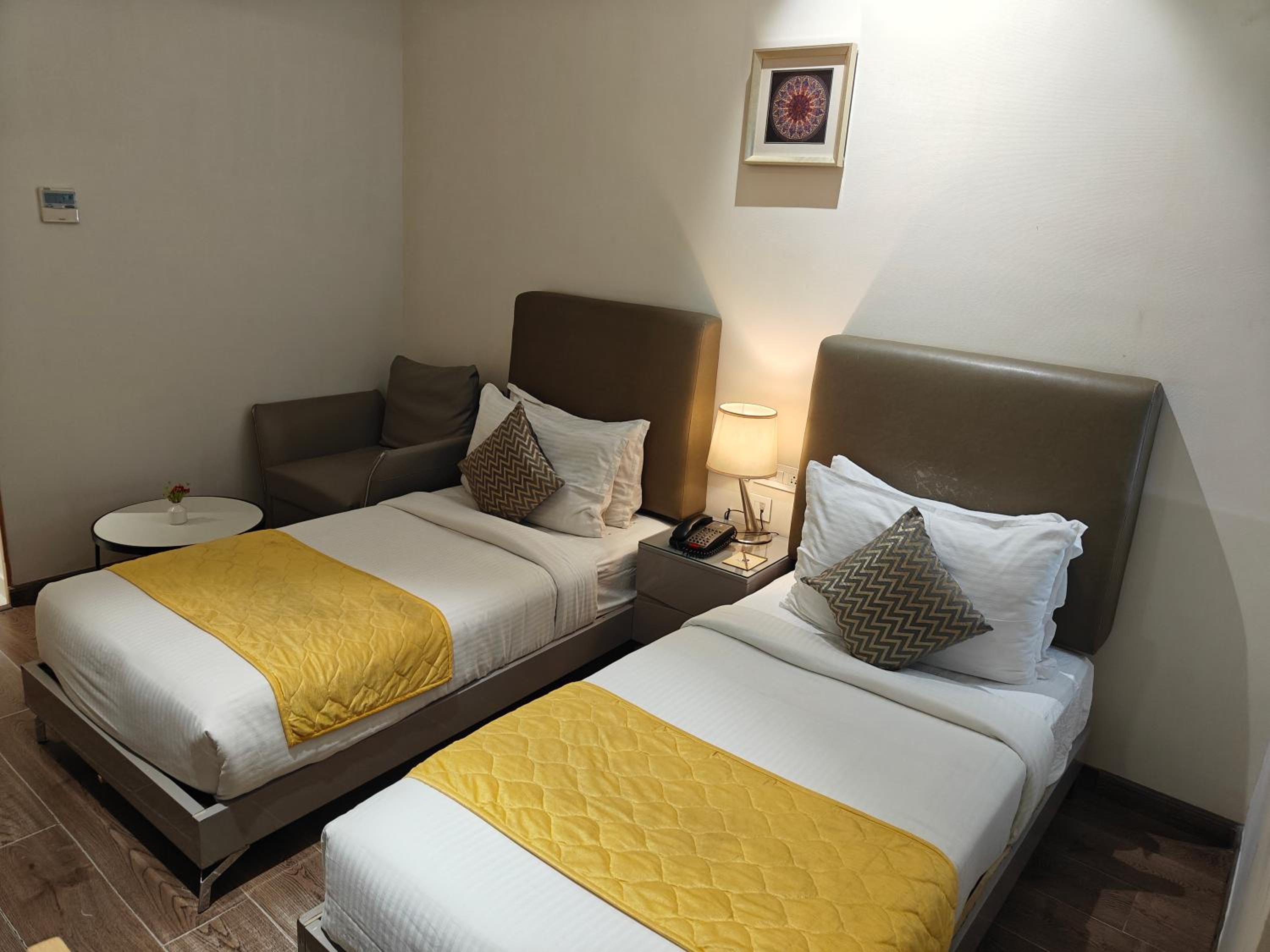 Superior Twin Room - Photo 16