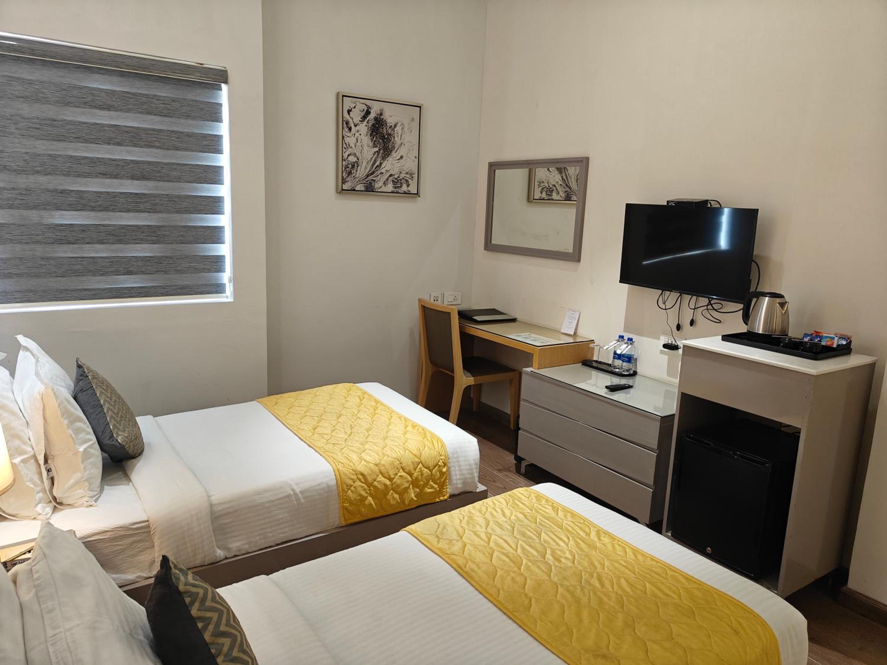 Superior Twin Room - Photo 26