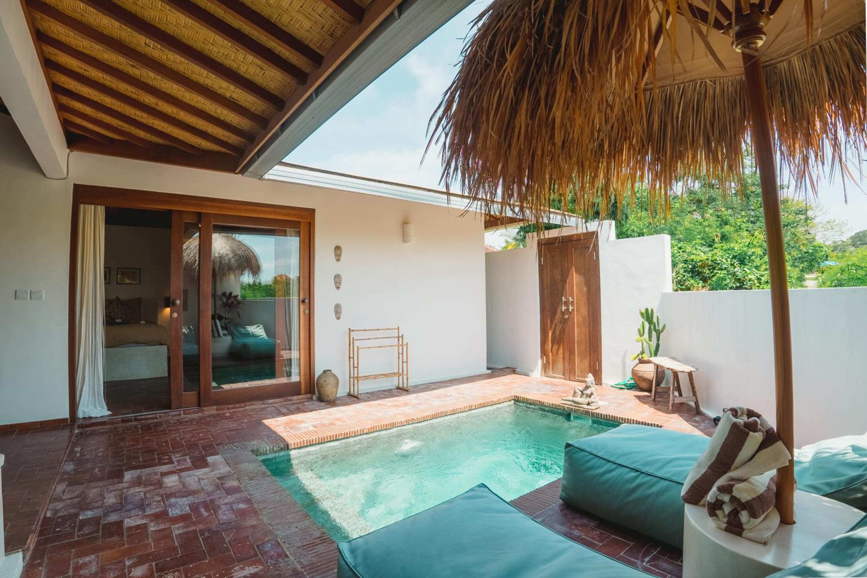 Villa with Private Pool - Photo 20