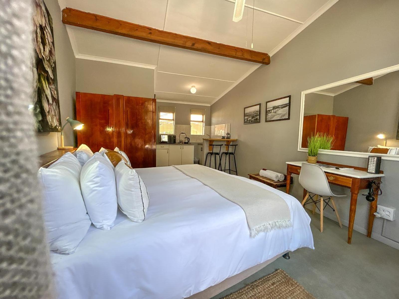 Comfort King Room photo 1