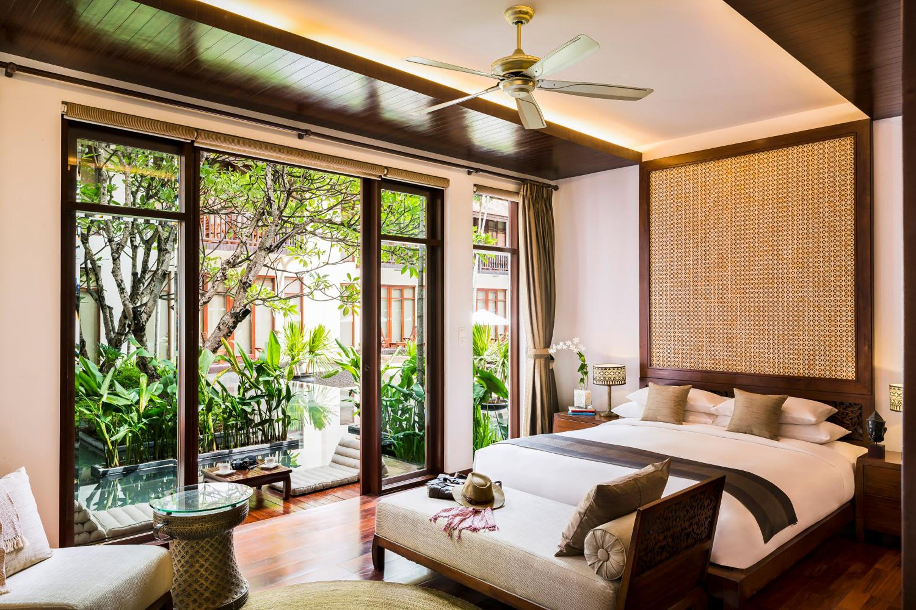 Premier Terrace Suite - Photo 9