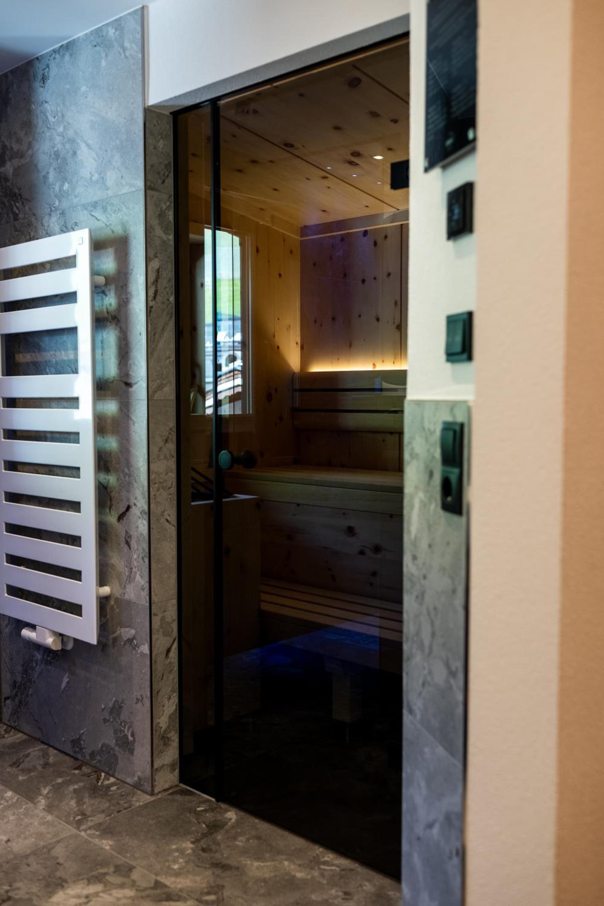 Suite with Sauna photo 1