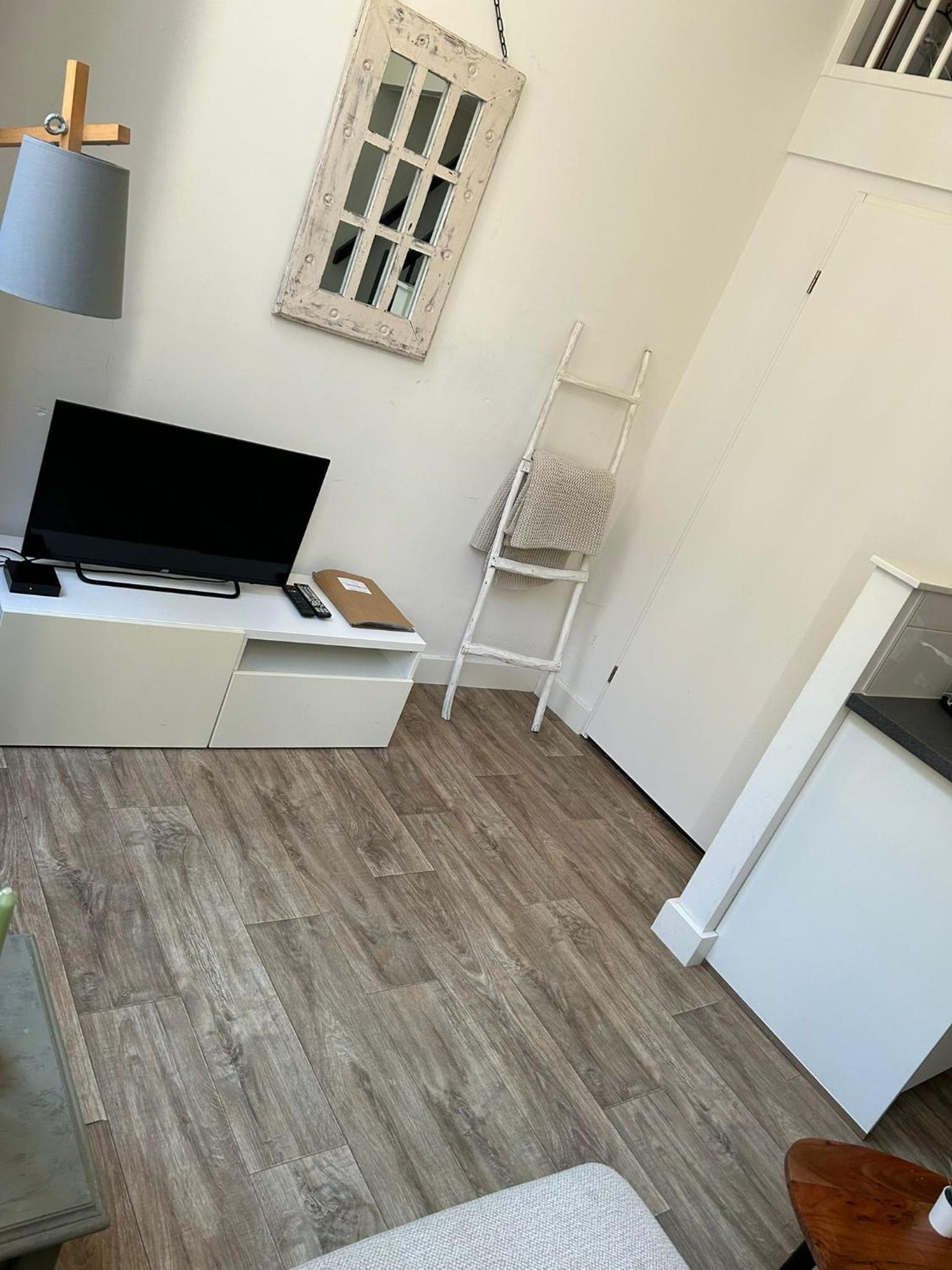 Studio - Split Level