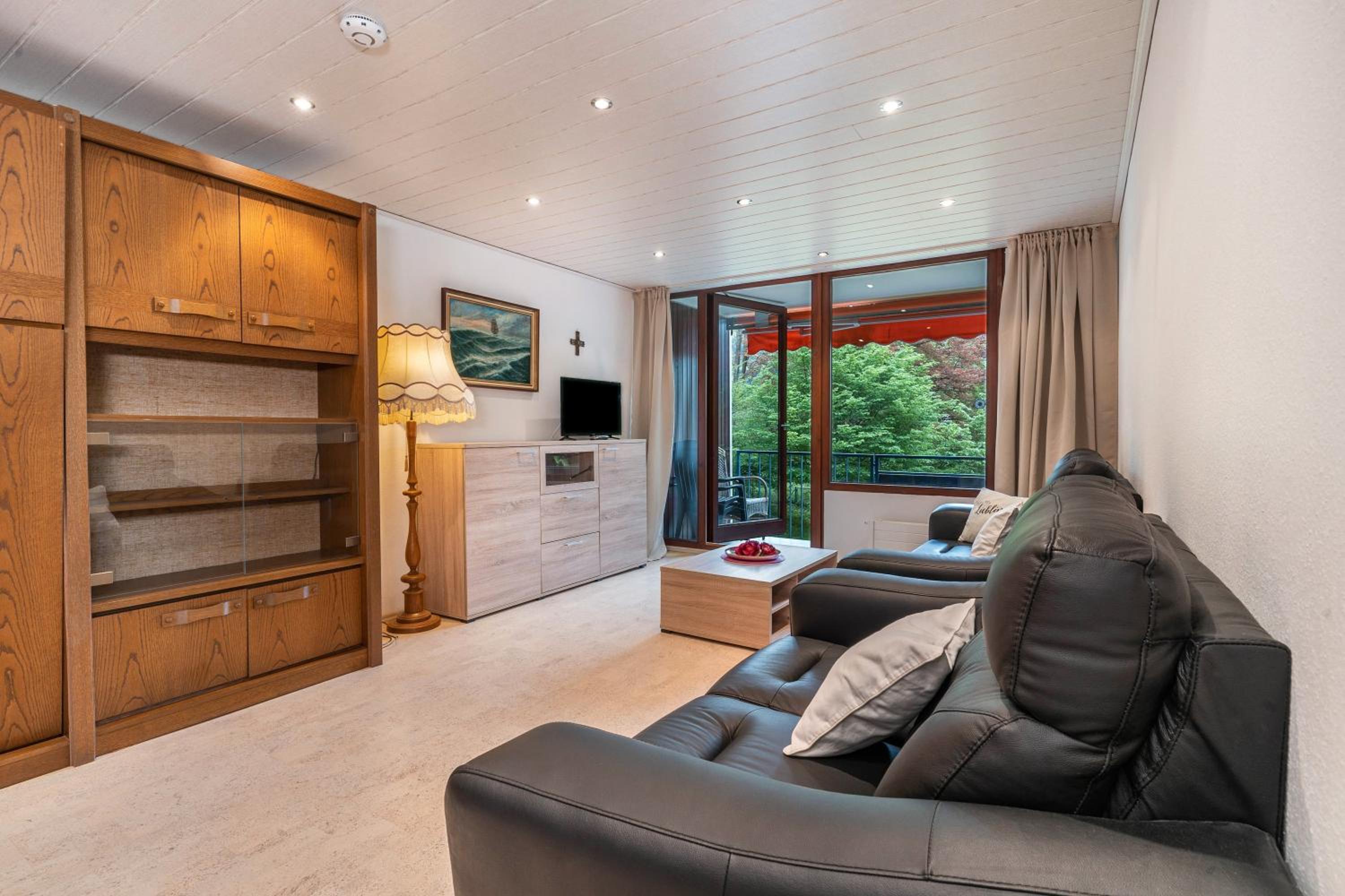 Superior One-Bedroom Apartment with Balcony