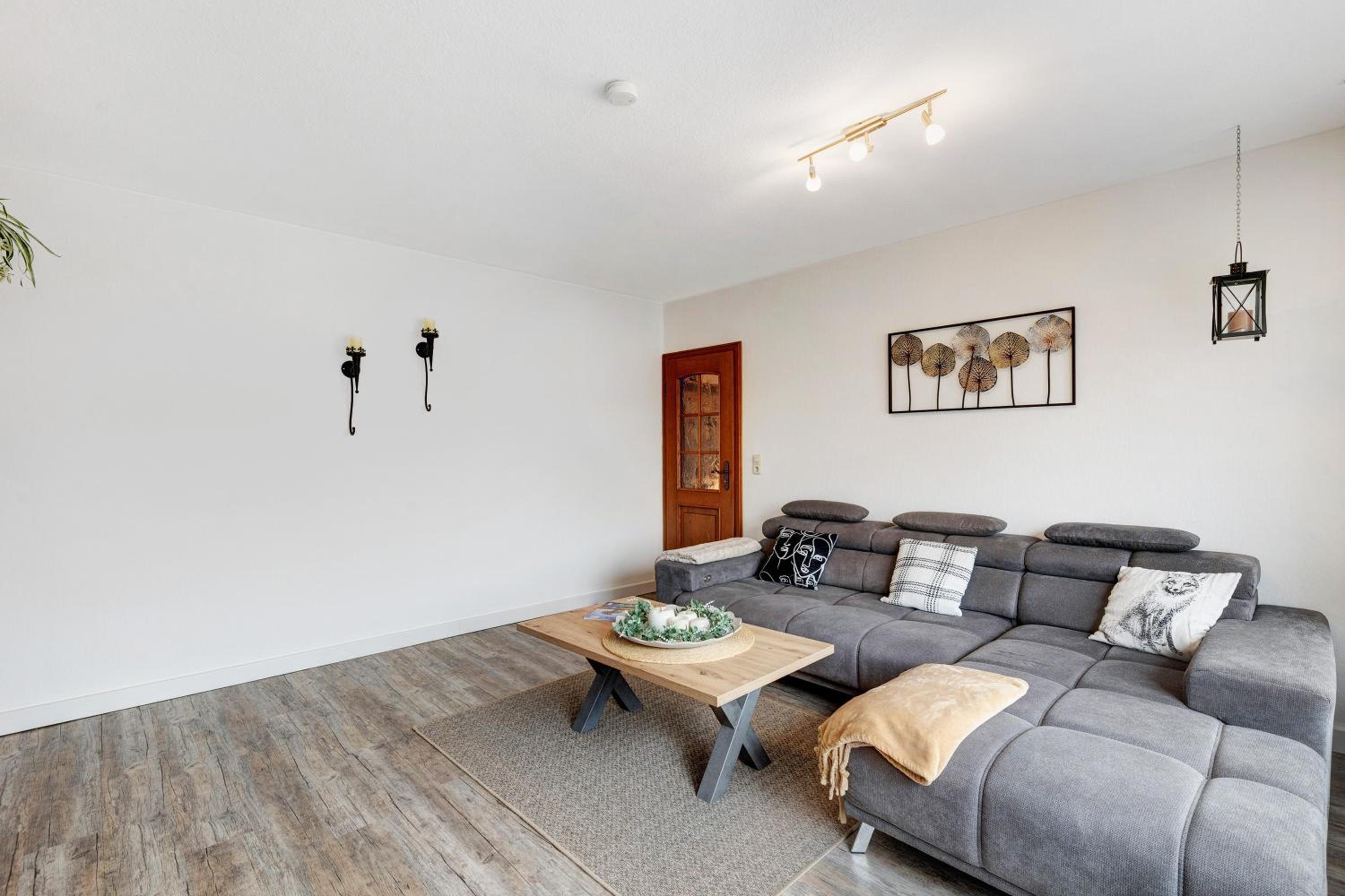 Apartment with Terrace photo 2
