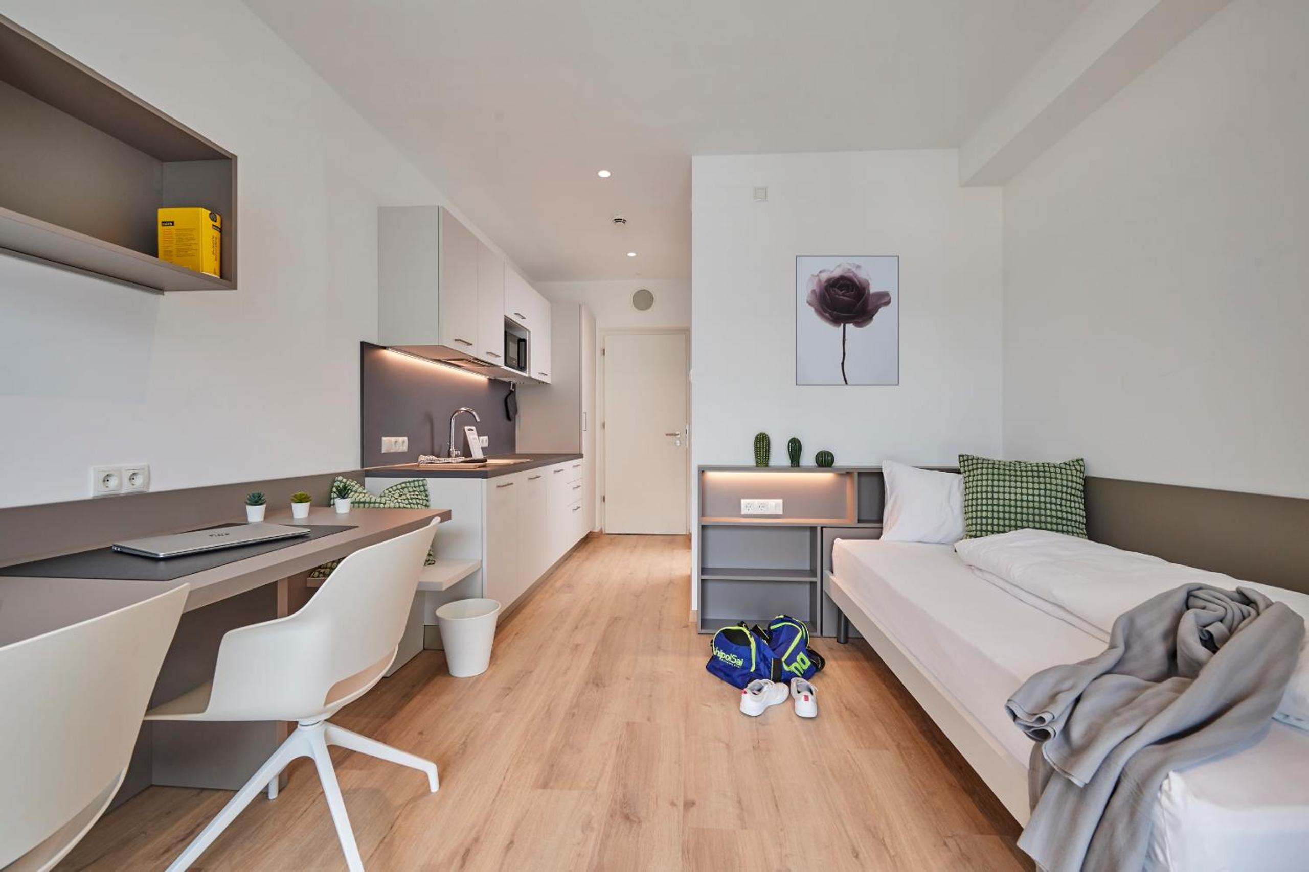 Economy Single Room