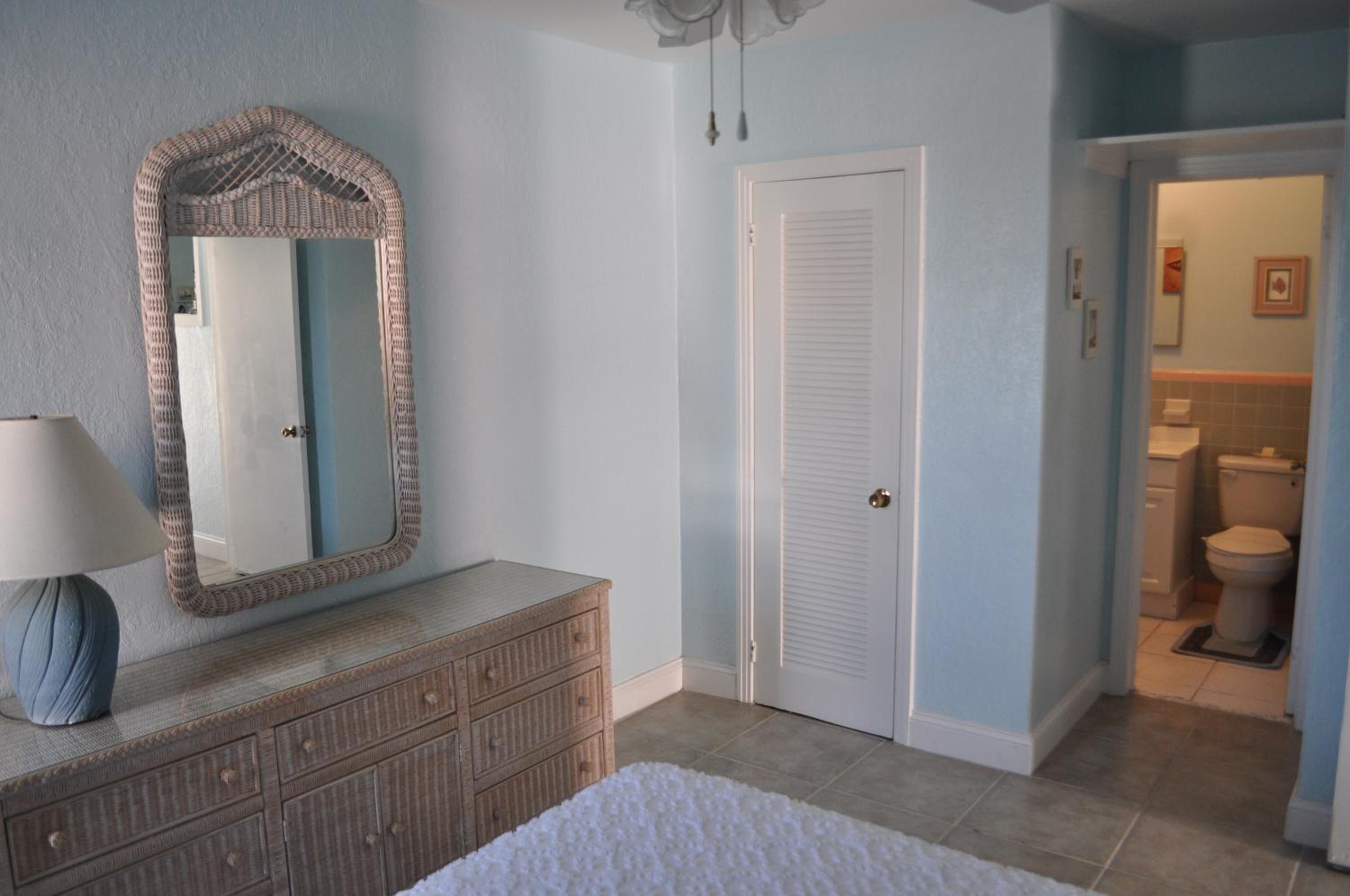 One Bedroom Apartment photo 2