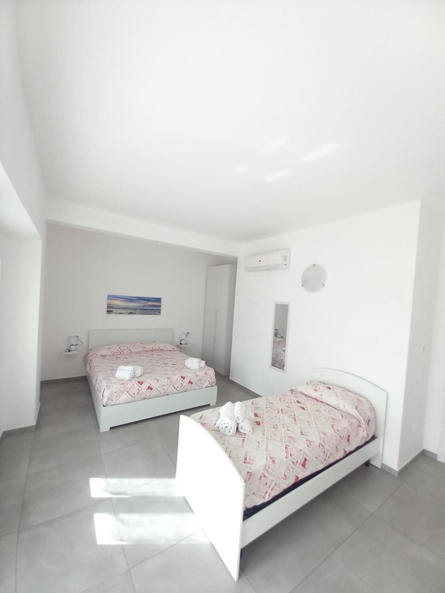 Two-Bedroom Apartment with Balcony and Sea View photo 2