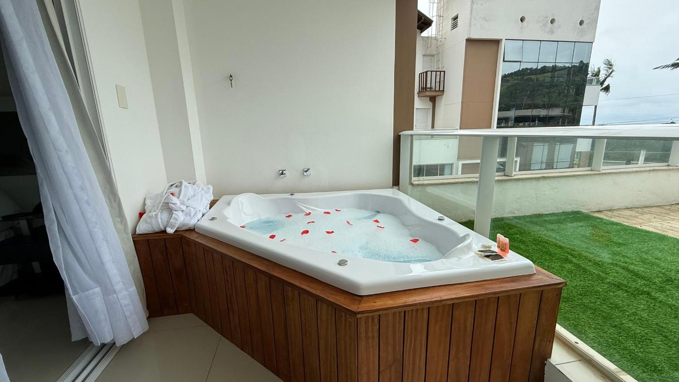 King Suite with Spa Bath