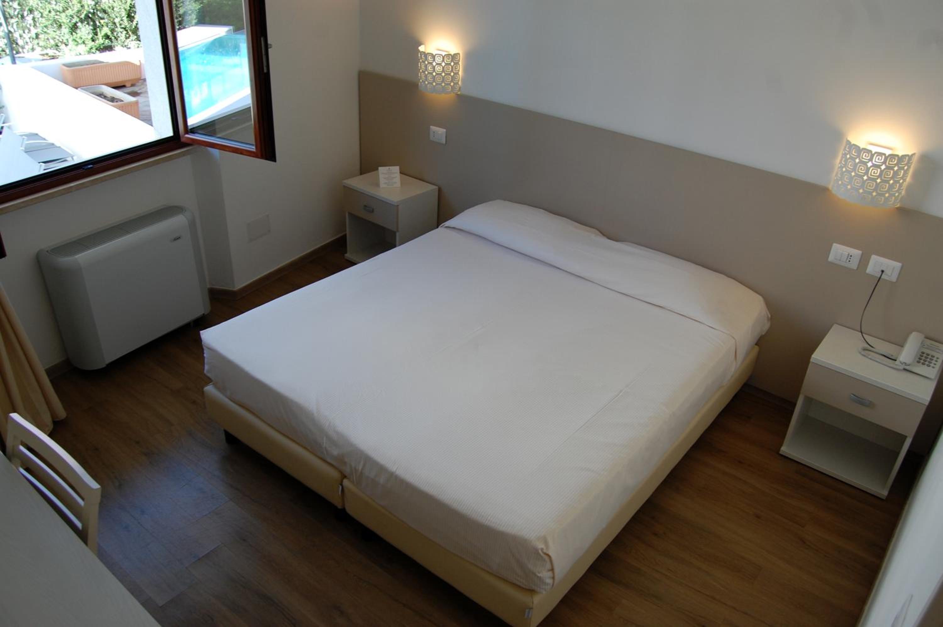Classic Double Room photo 3