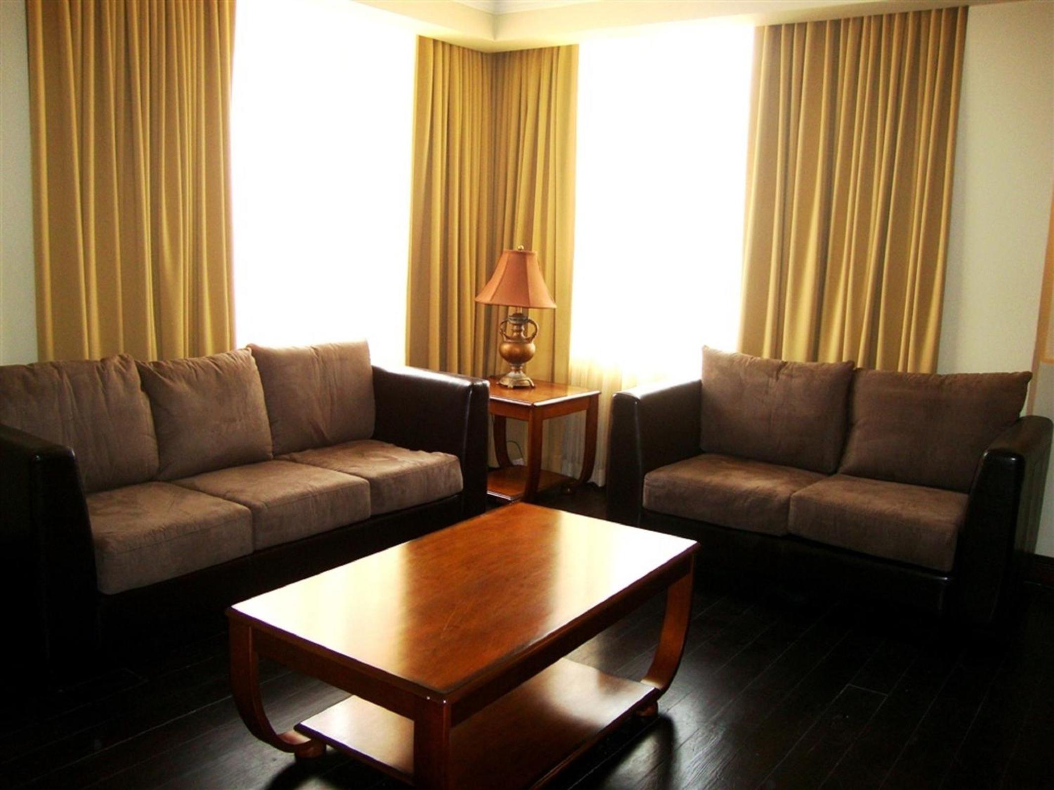 King Suite with Sofa Bed