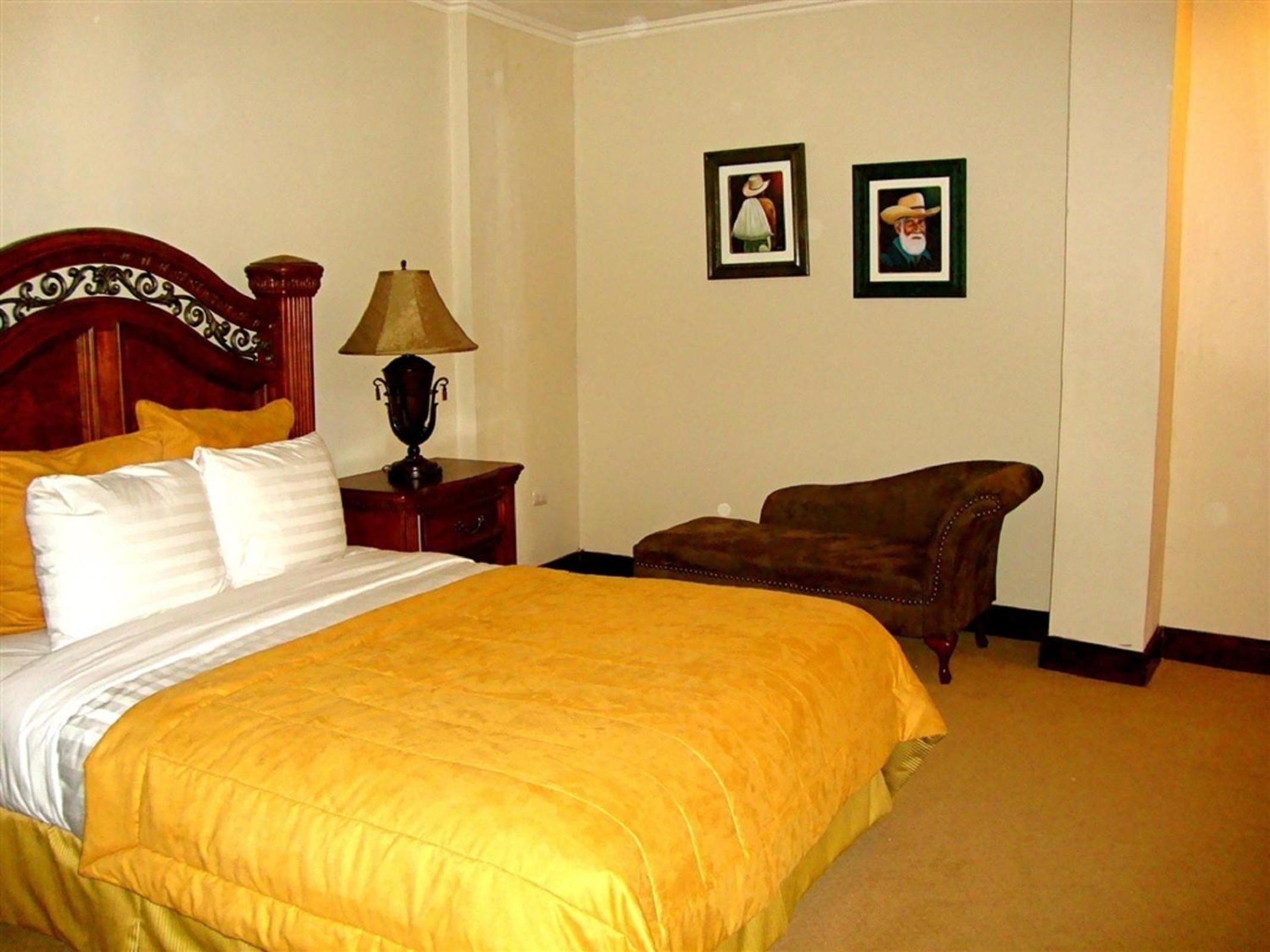 Junior Suite - Photo 1
