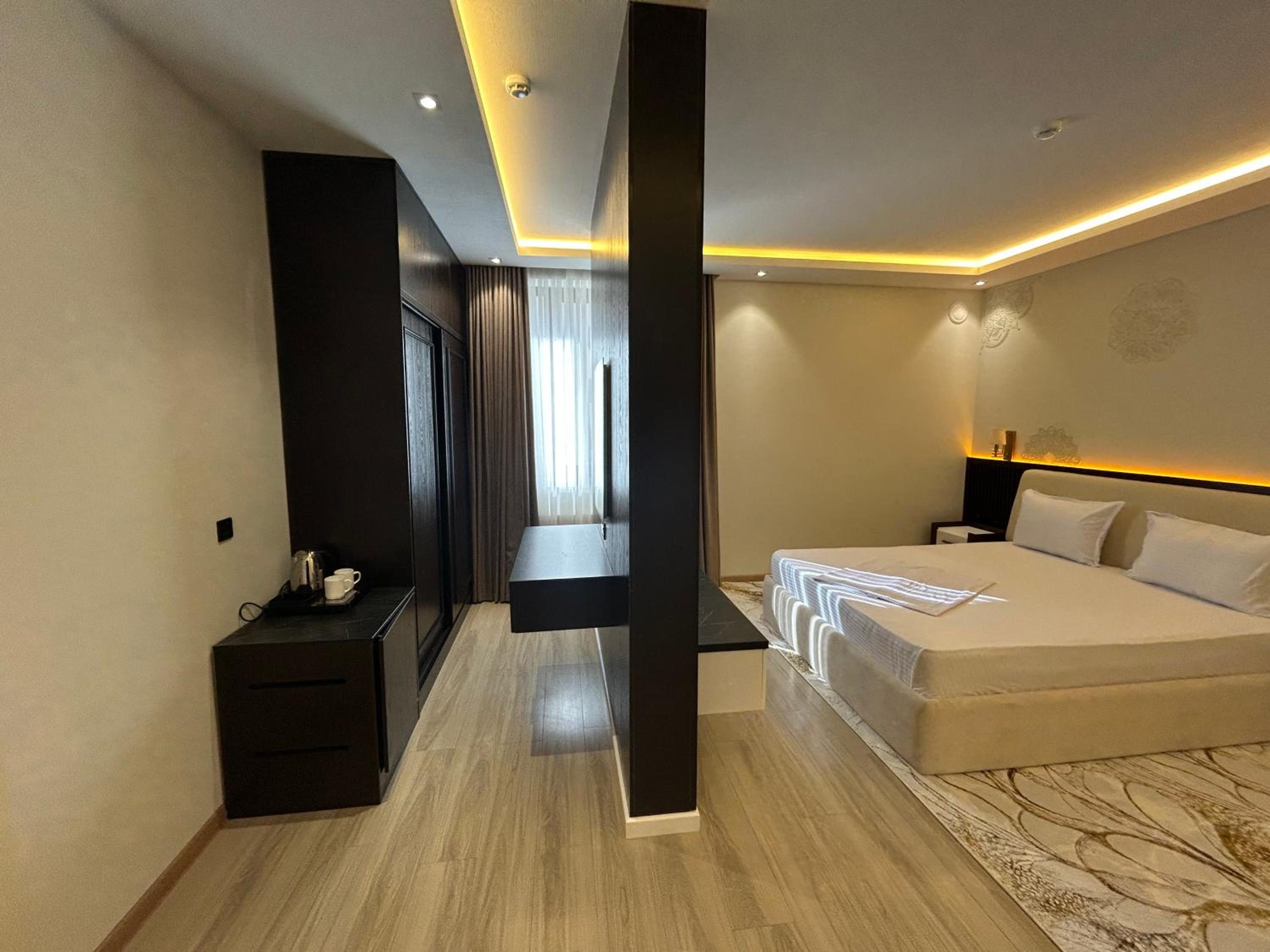 Superior Queen Room photo 1