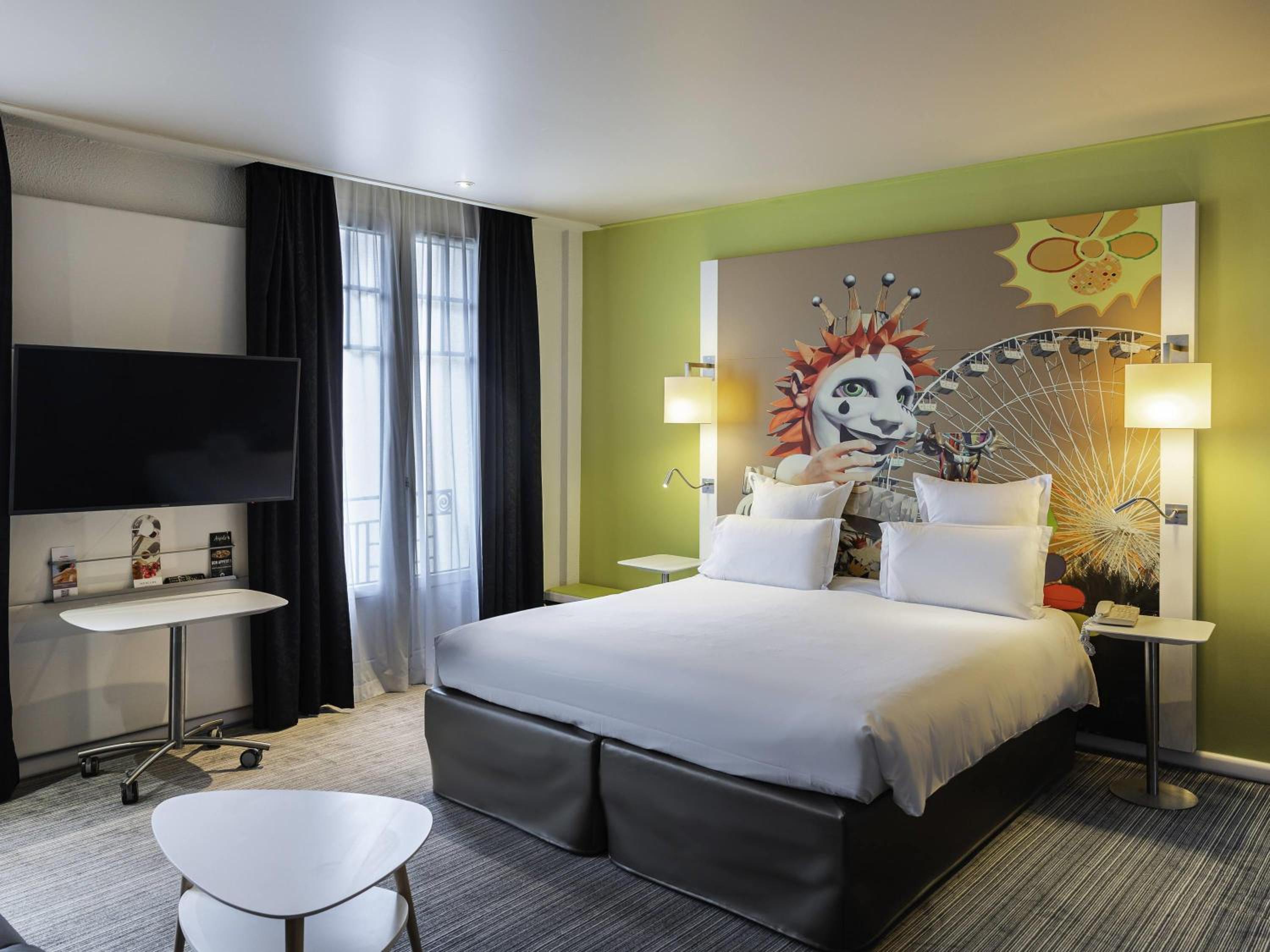 Junior Suite with One Double Bed and One Sofabed - Photo 7