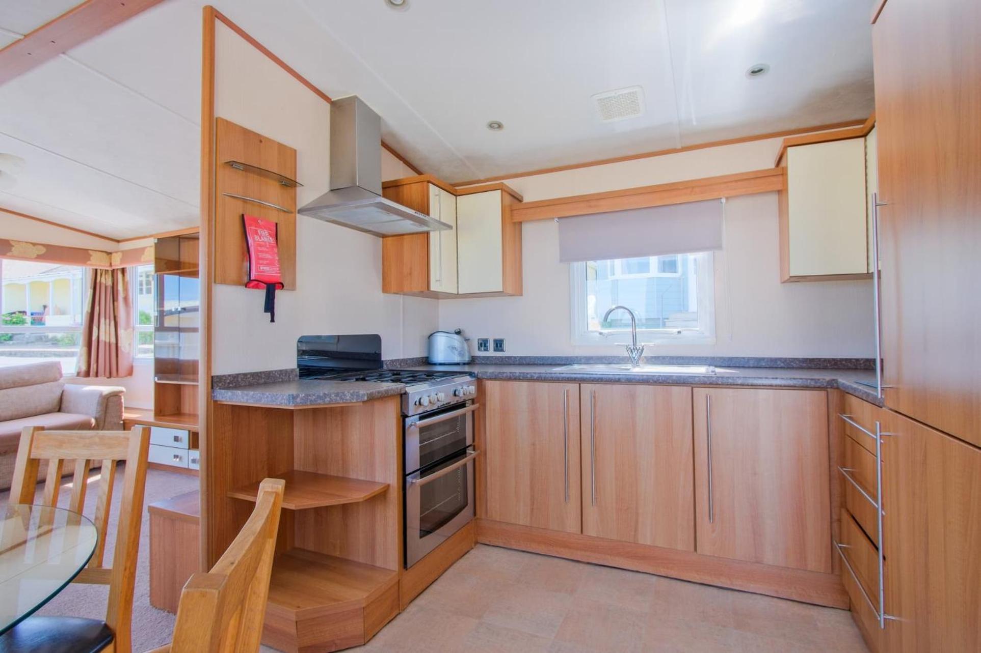 Two-Bedroom House photo 3