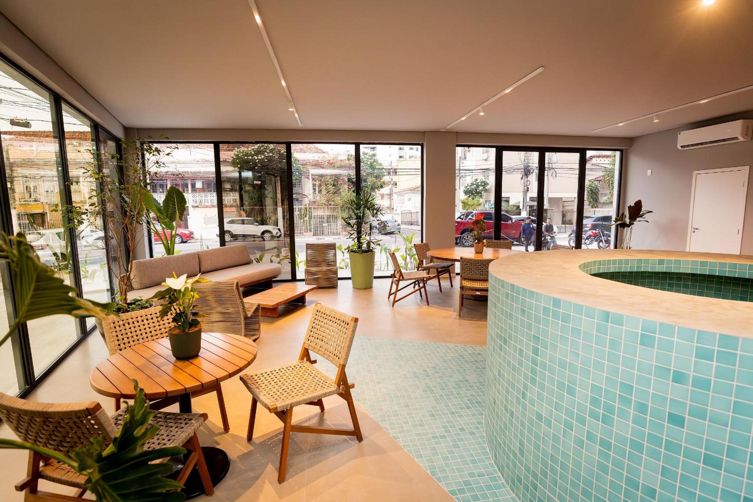 Apartment with Balcony photo 3