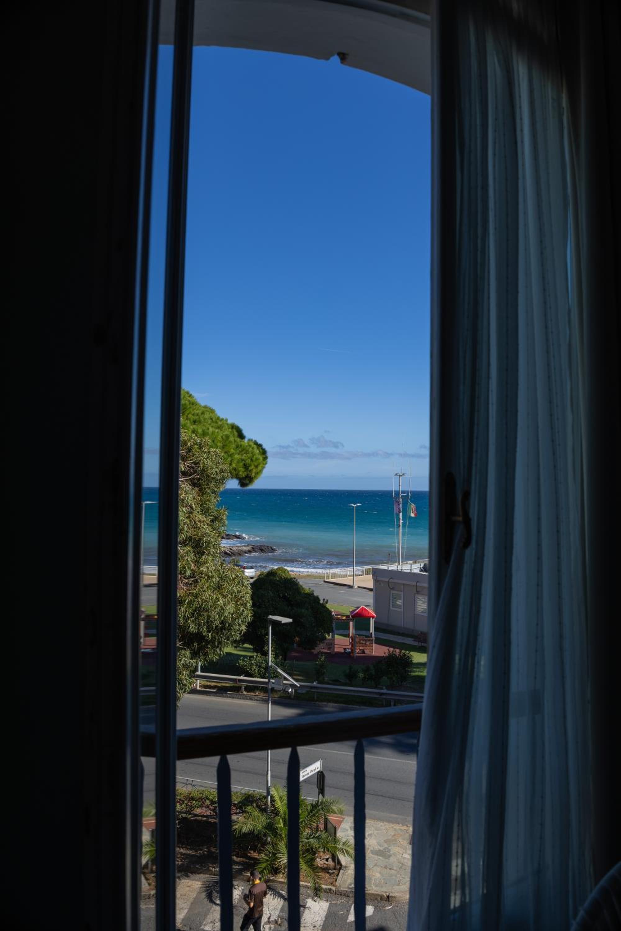 Deluxe Double Room - Photo 1