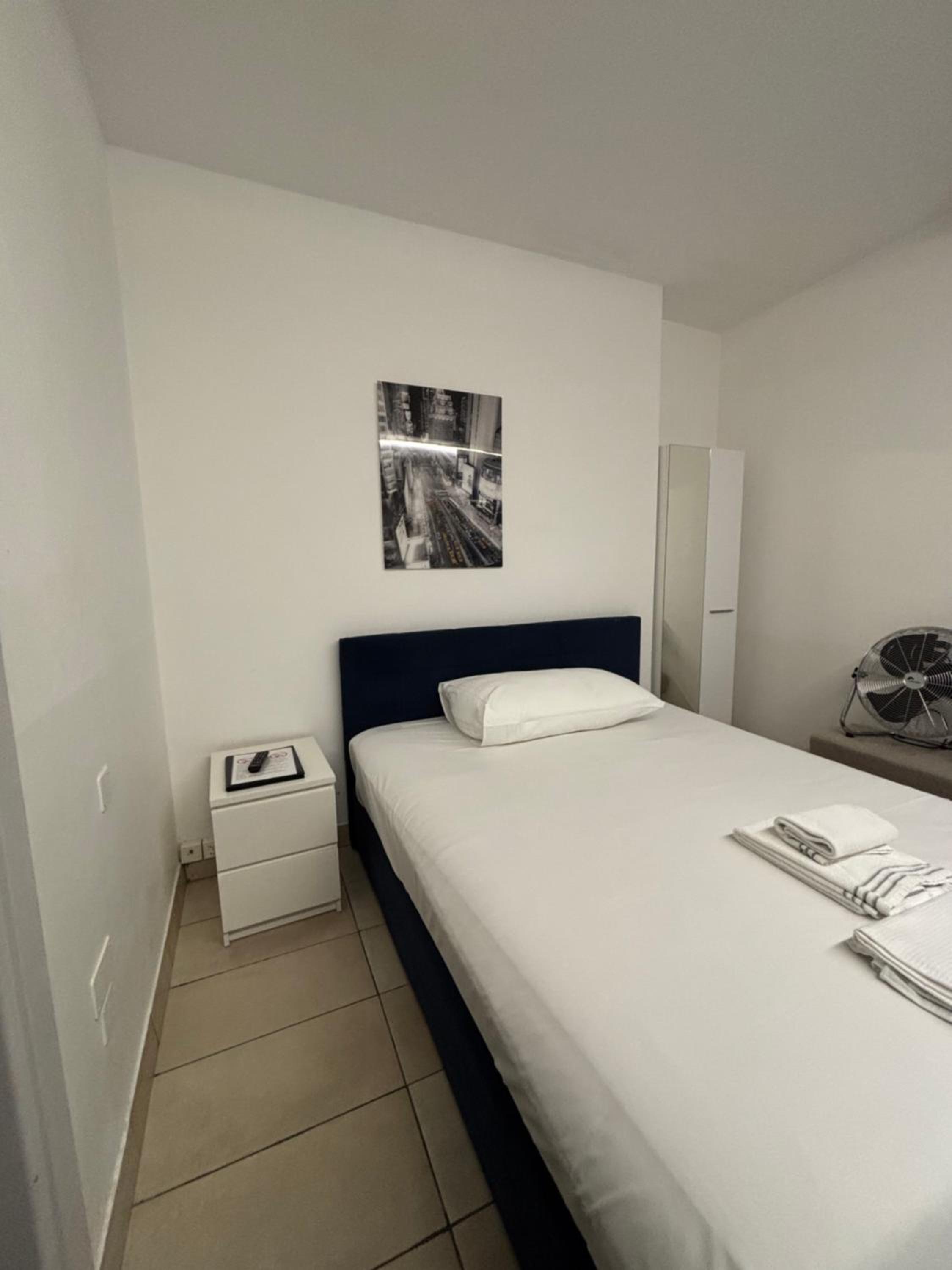 Single Room photo 3