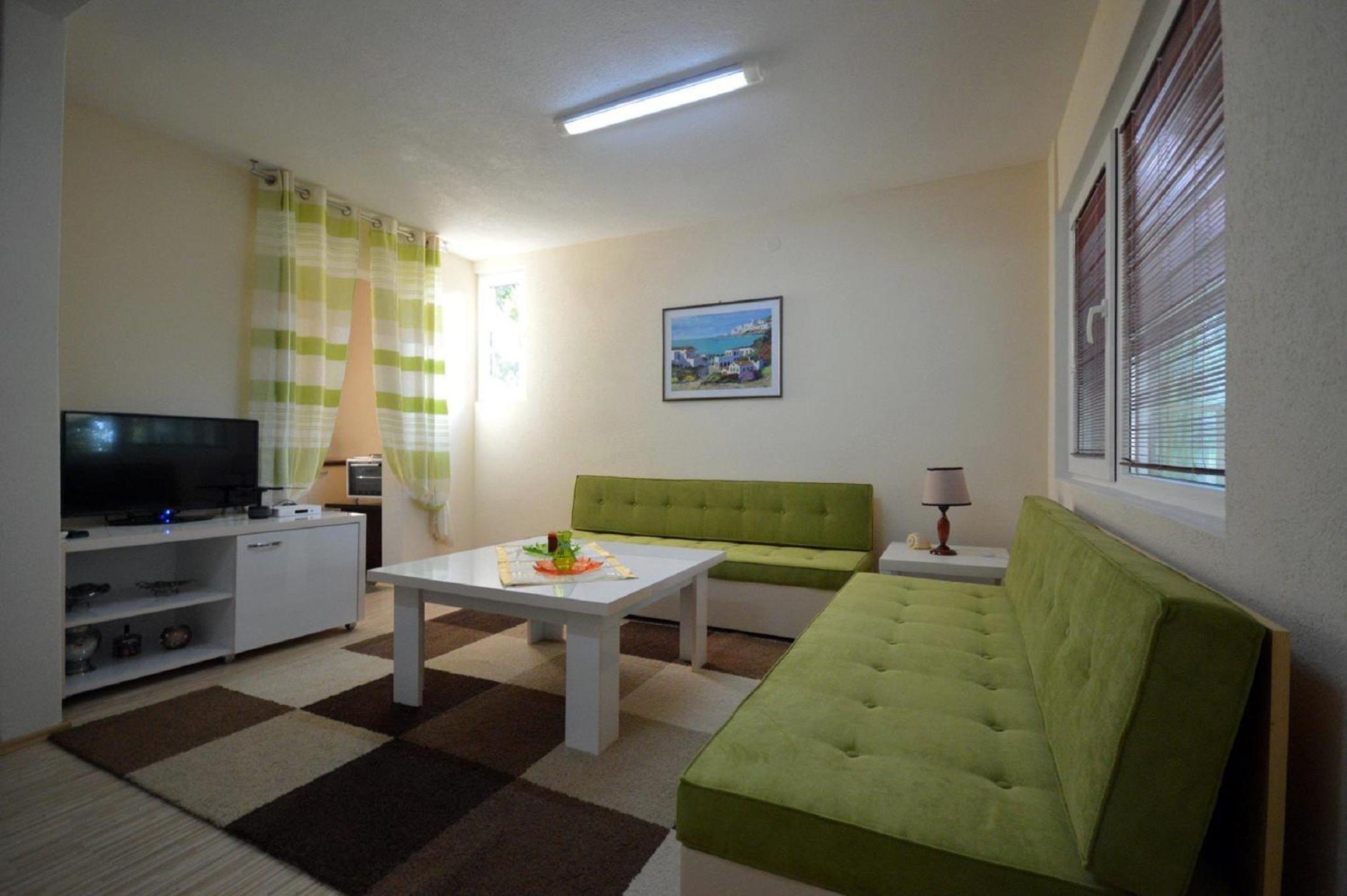 Family Apartment with Balcony photo 1