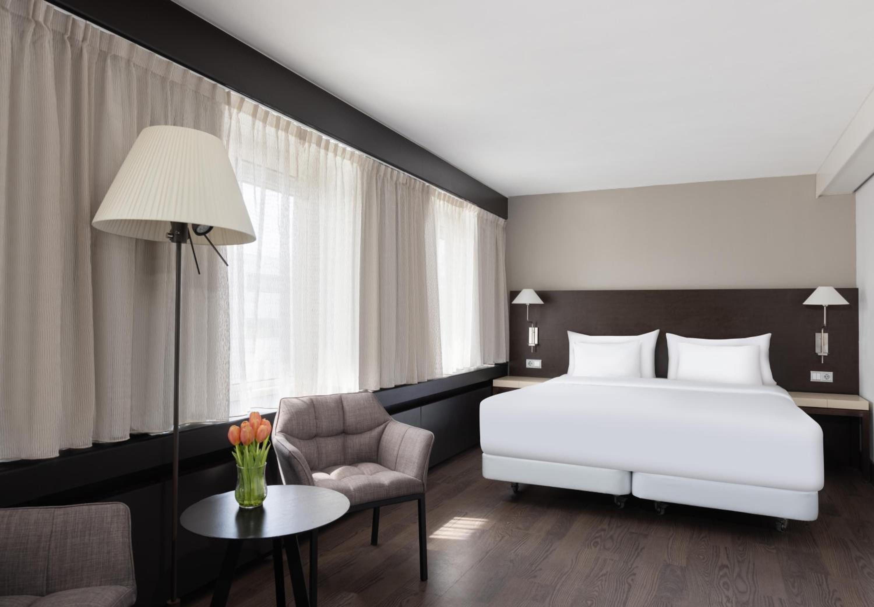 Superior Room with Extra Bed (2 Adults + 1 Child) - Photo 1