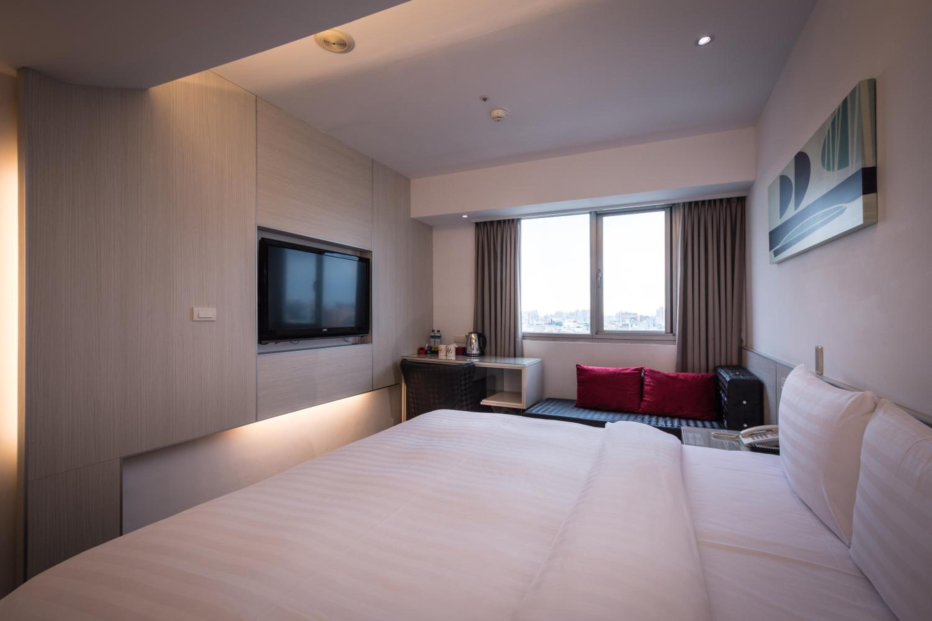 Standard Double Room photo 2