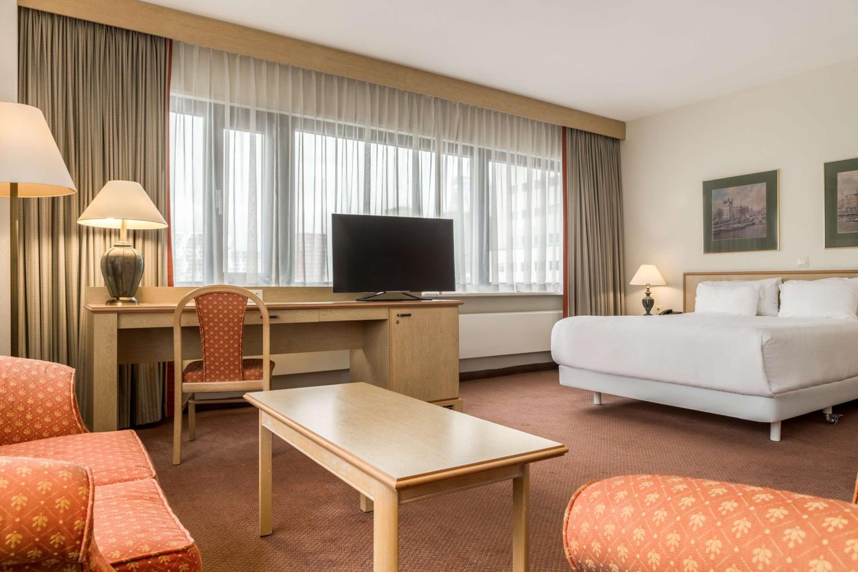 Standard Room with View - Photo 11