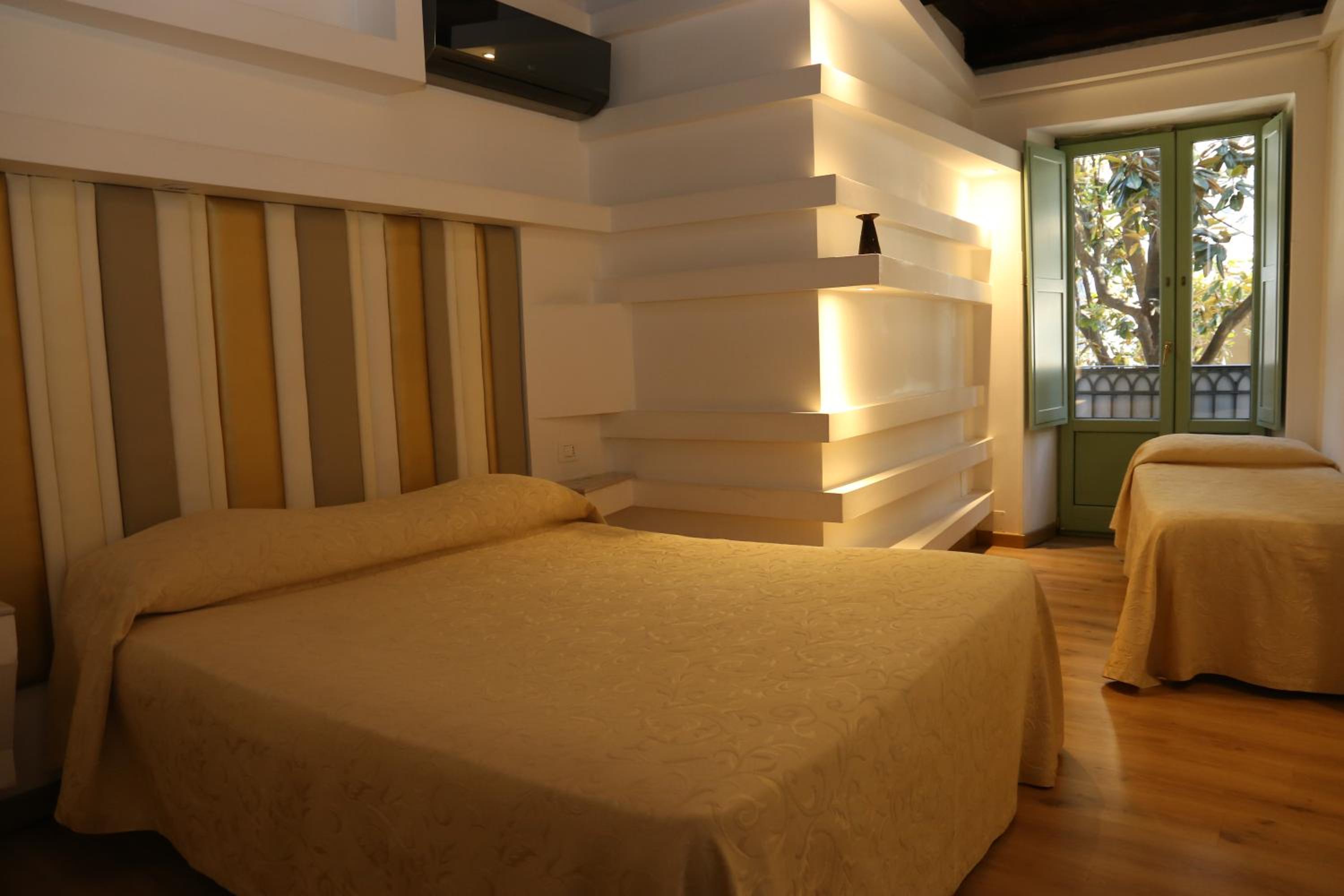 Comfort Triple Room photo 3