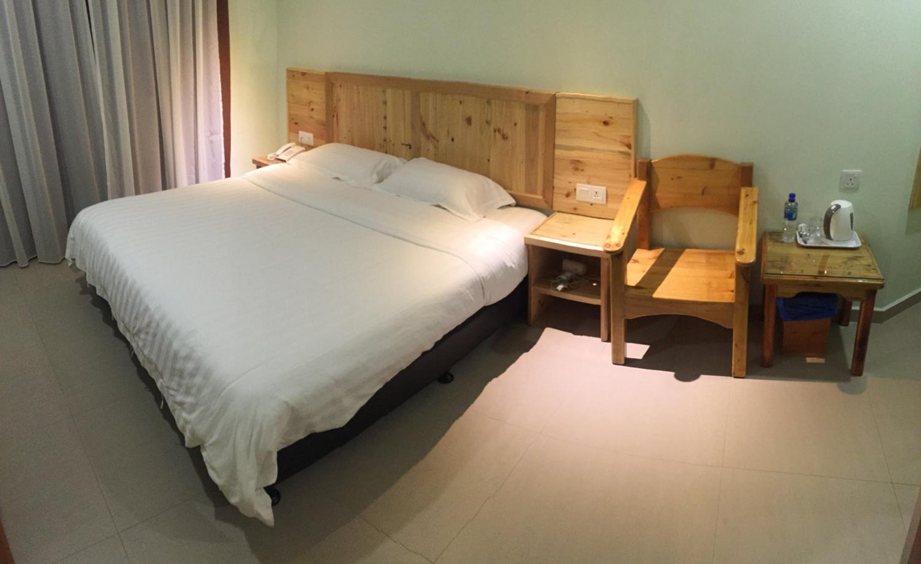 Standard Double Room - Photo 3