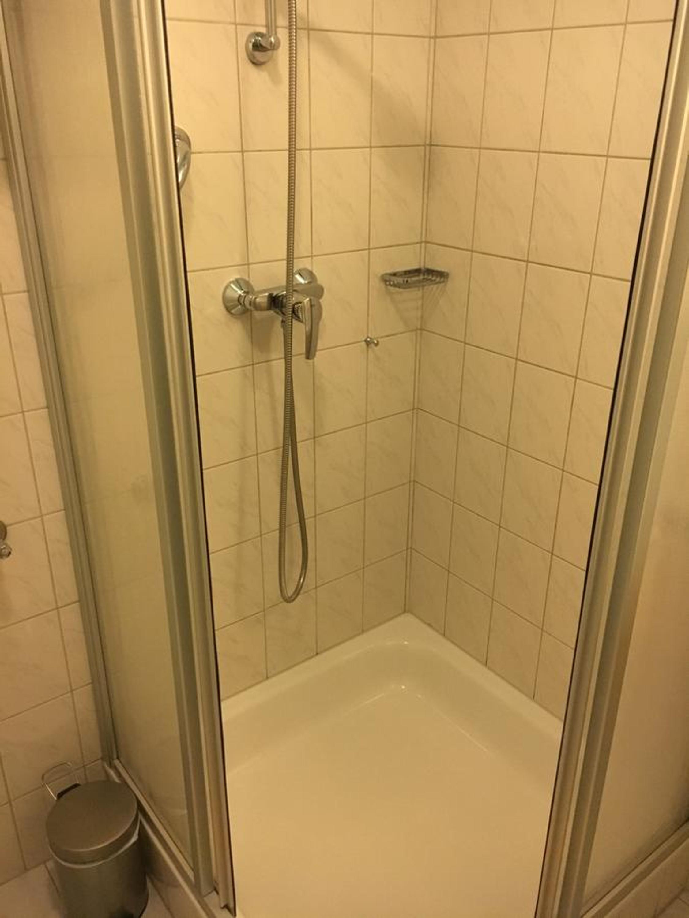 Budget Double Room photo 2