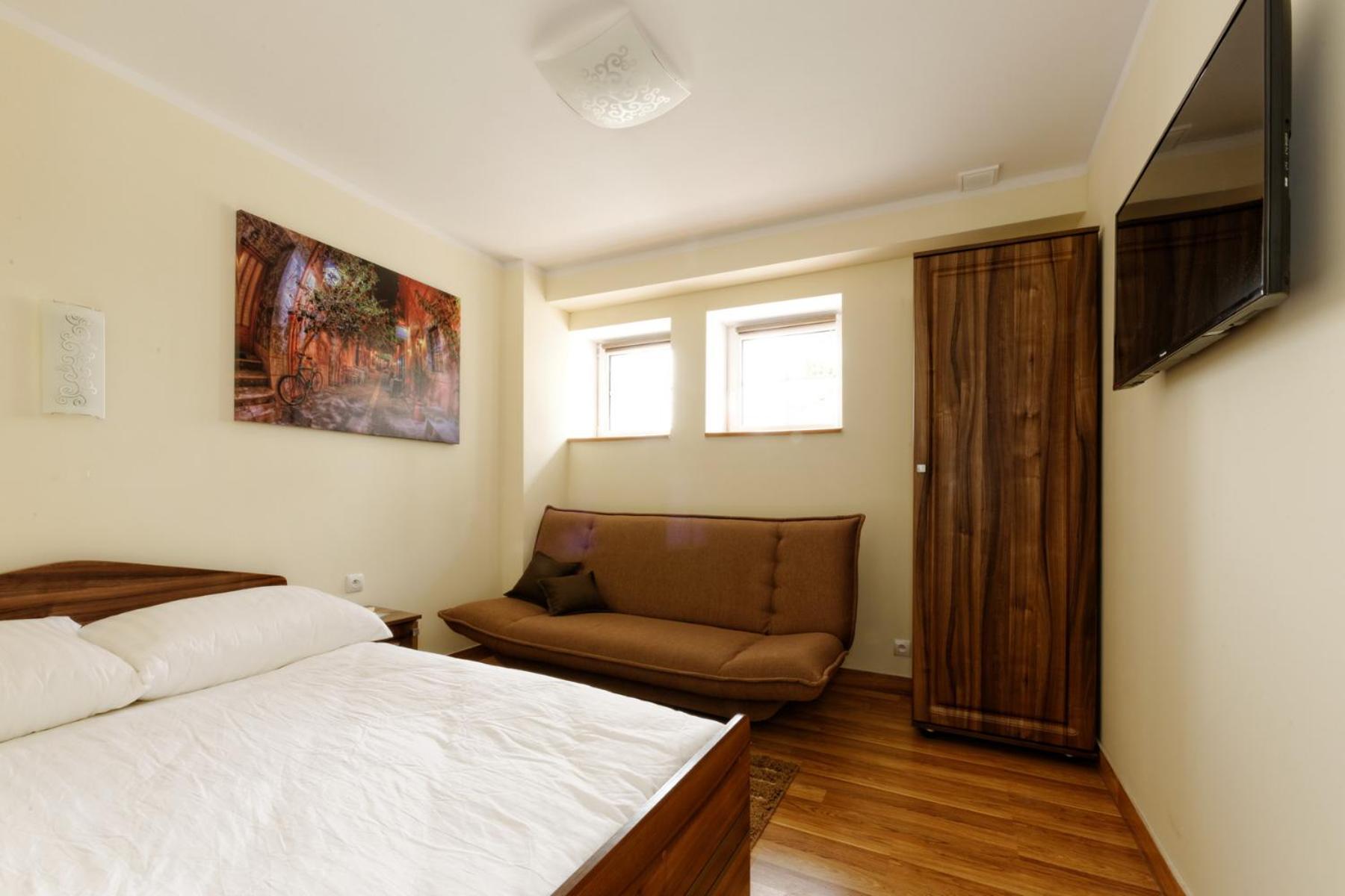 Double Room - Photo 1