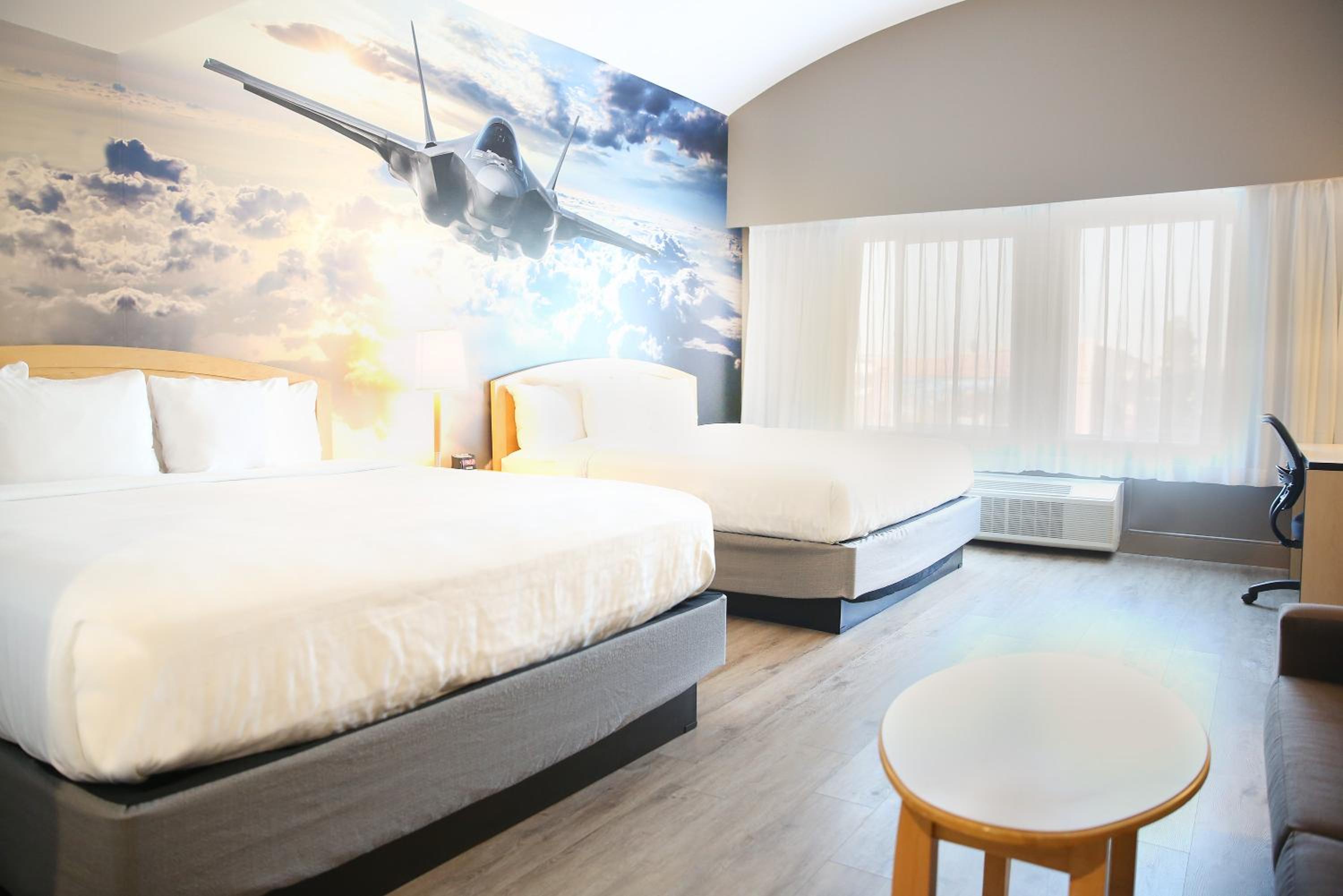 Quadruple Room with Two King Beds - Non Smoking