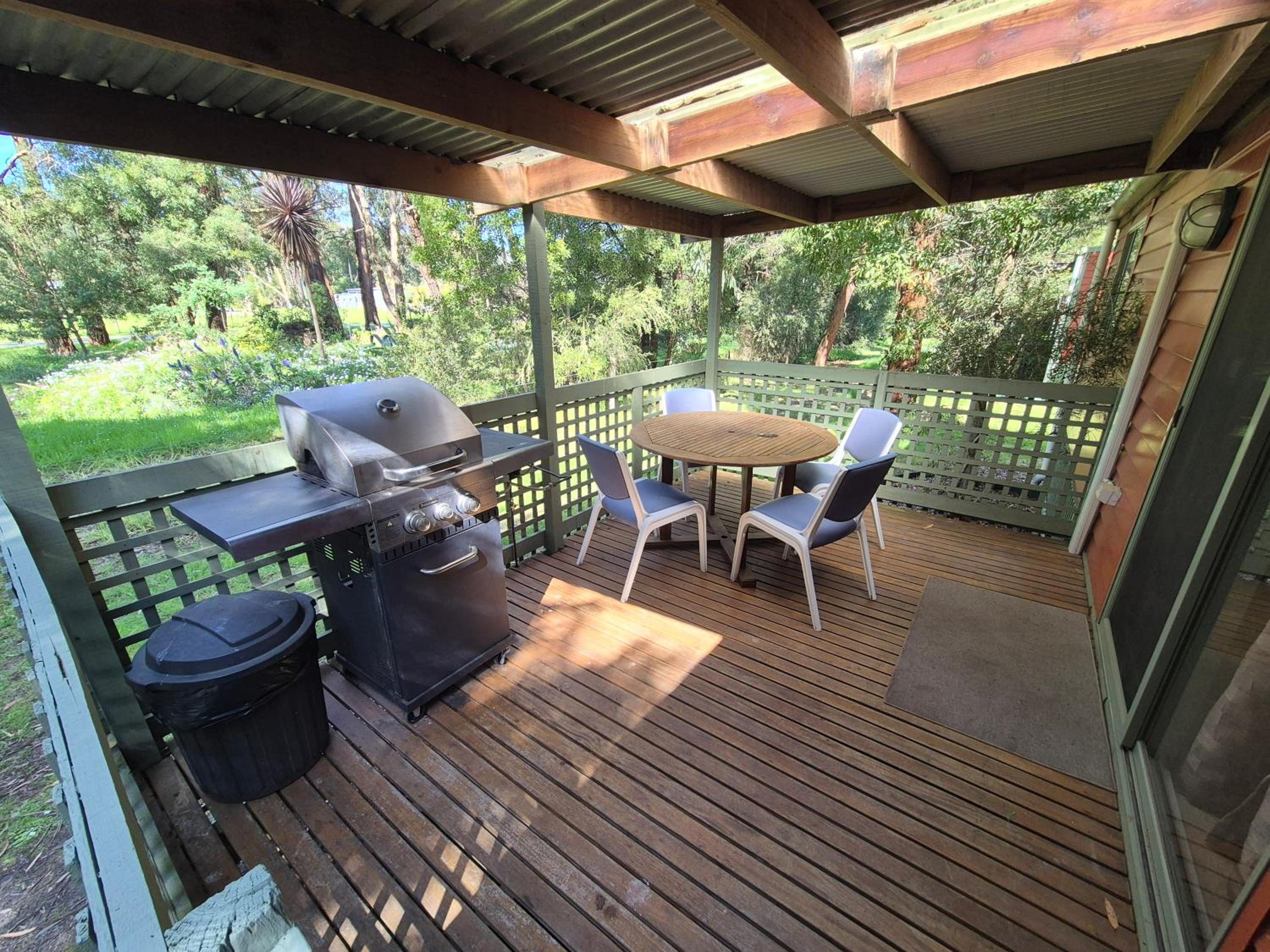 Acacia Cabin photo 3