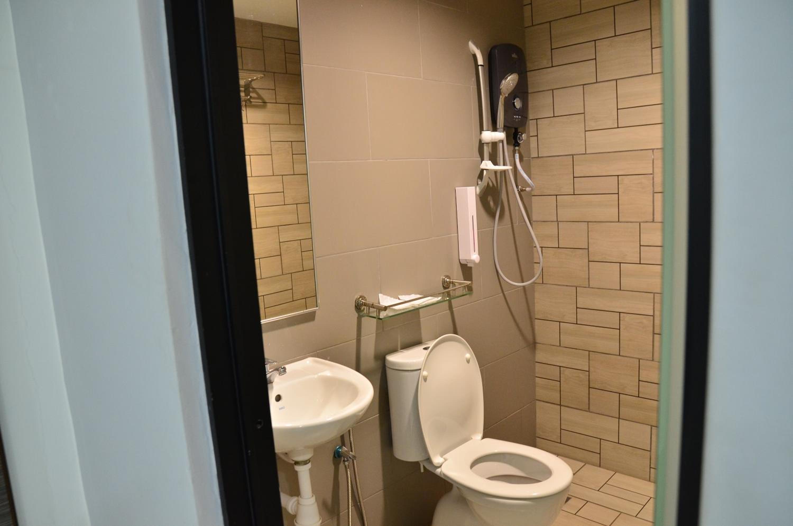 Deluxe King Room photo 3