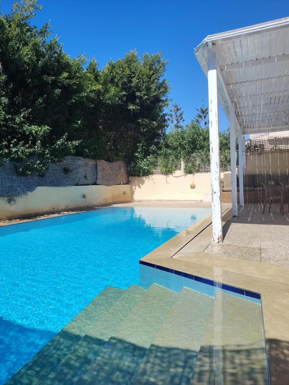 Villa photo 1