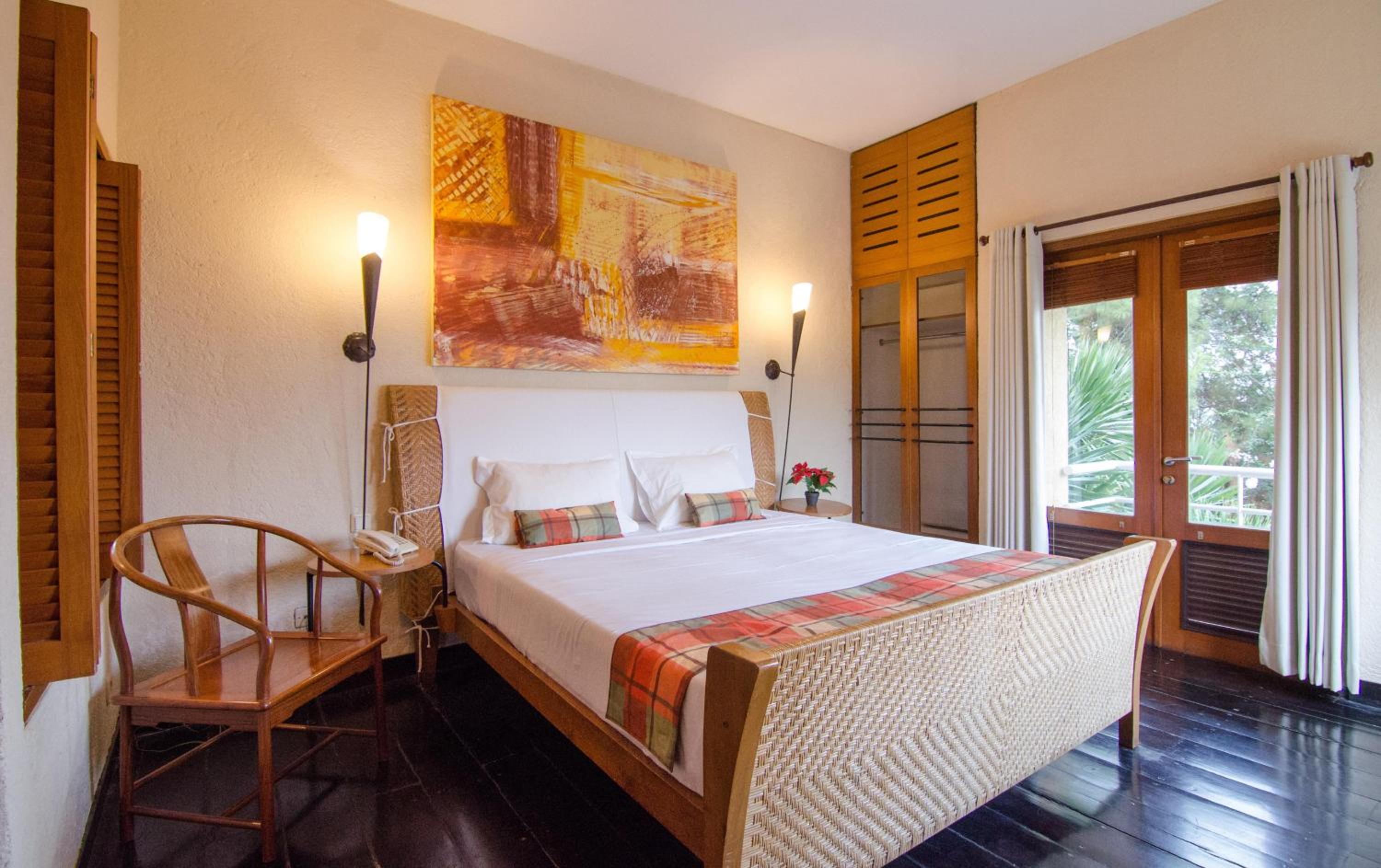 Three-Bedroom Villa - Photo 10