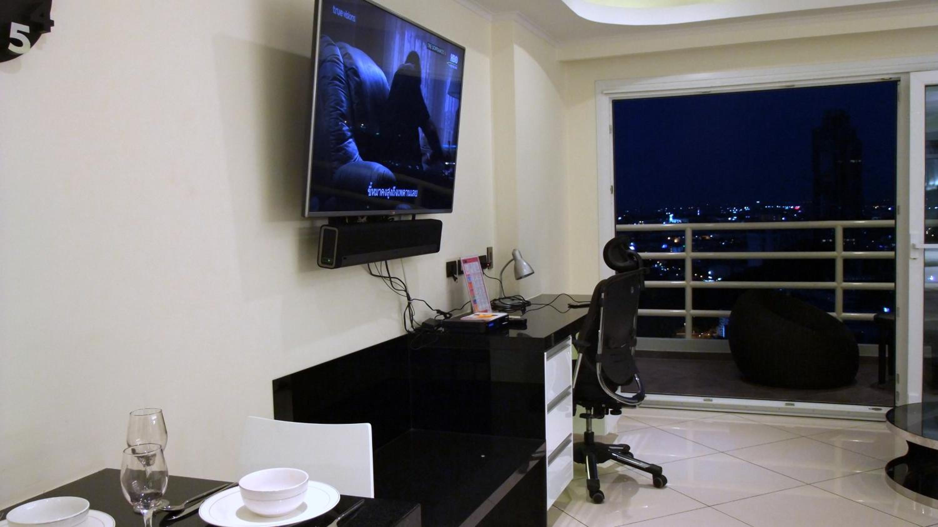 Deluxe King Studio
