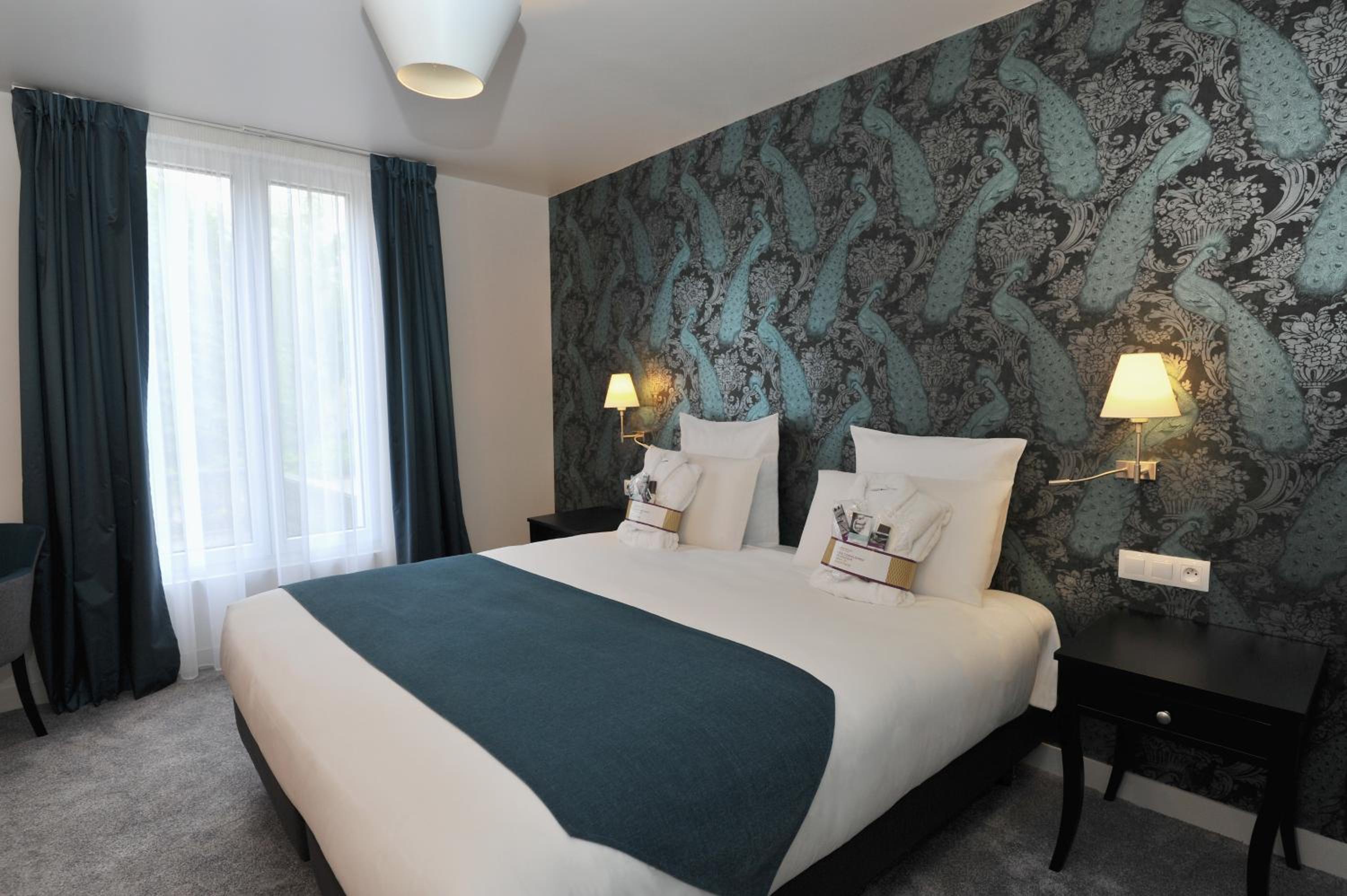 Privilege King Room - Photo 13