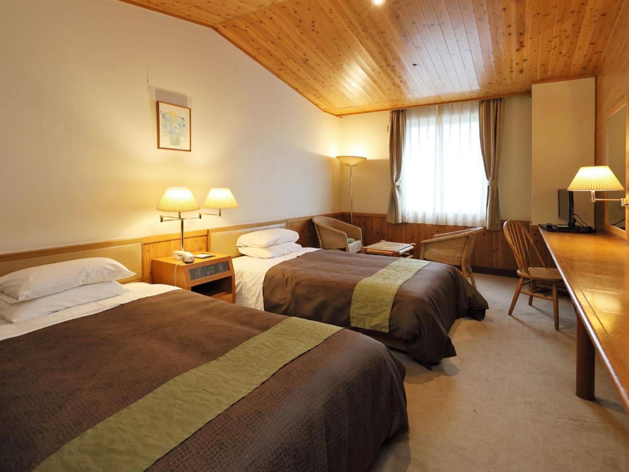 Standard Twin Room - Photo 1