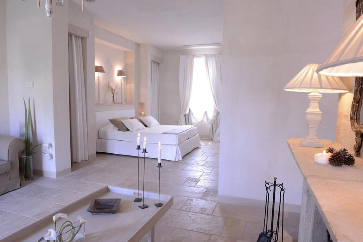 Superior Suite - Photo 4