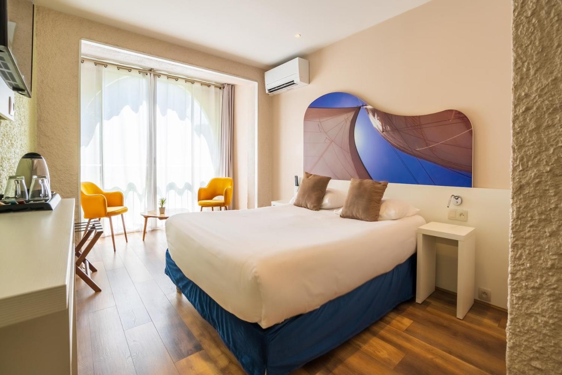 Chambre Double - Tribord - Coin salon photo 2