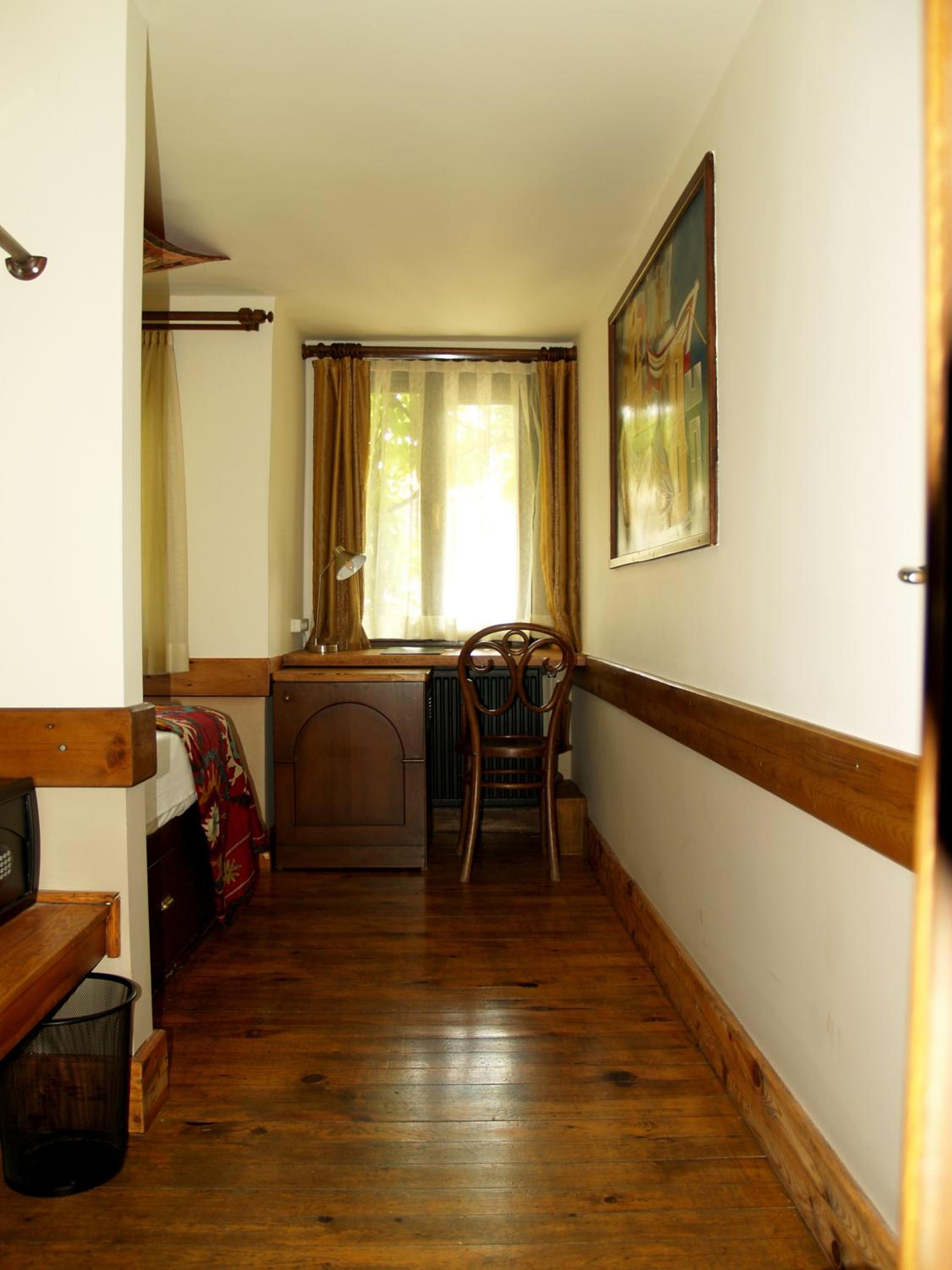 Small Double Room photo 2