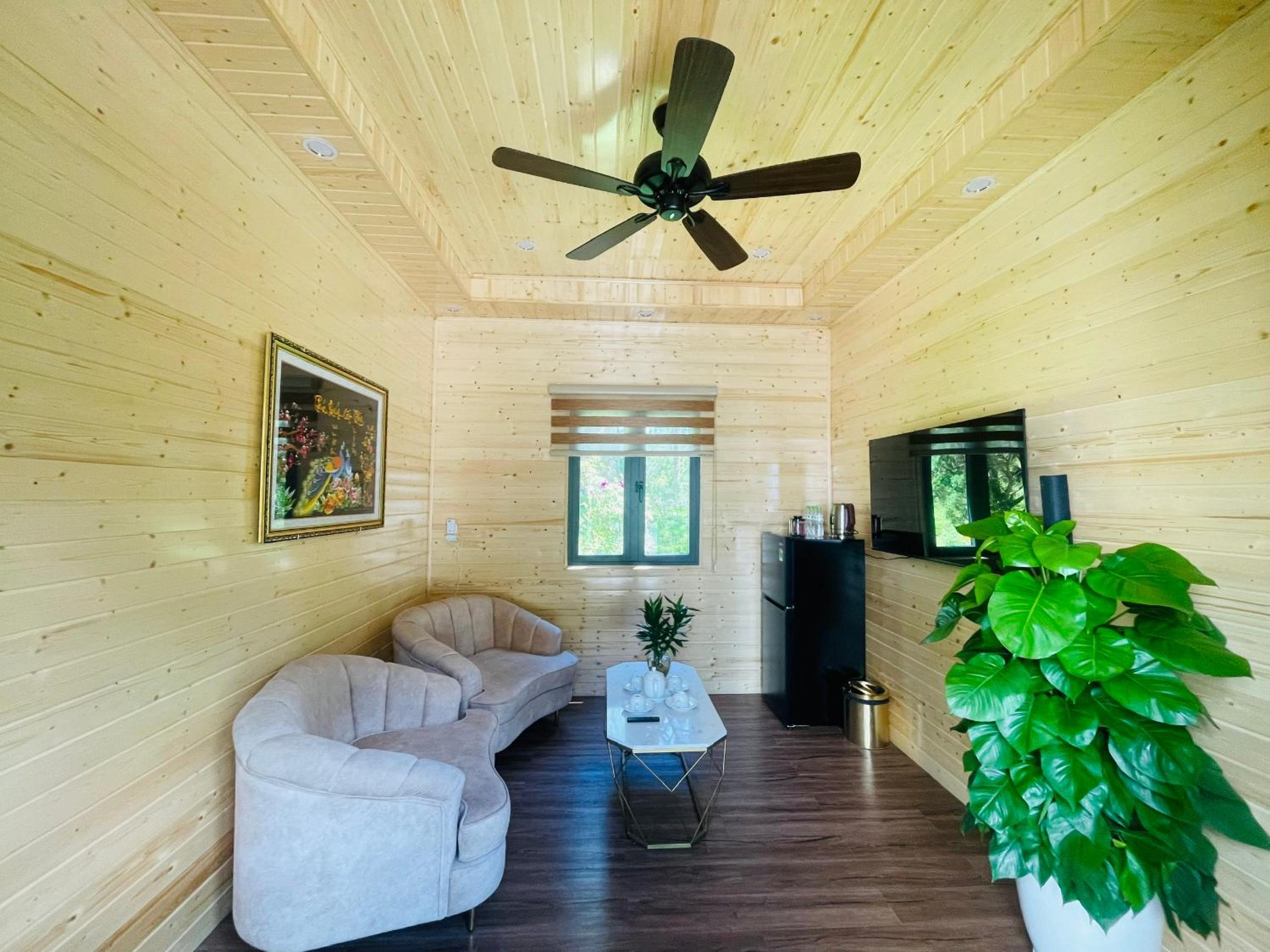 Two-Bedroom Bungalow - Photo 10