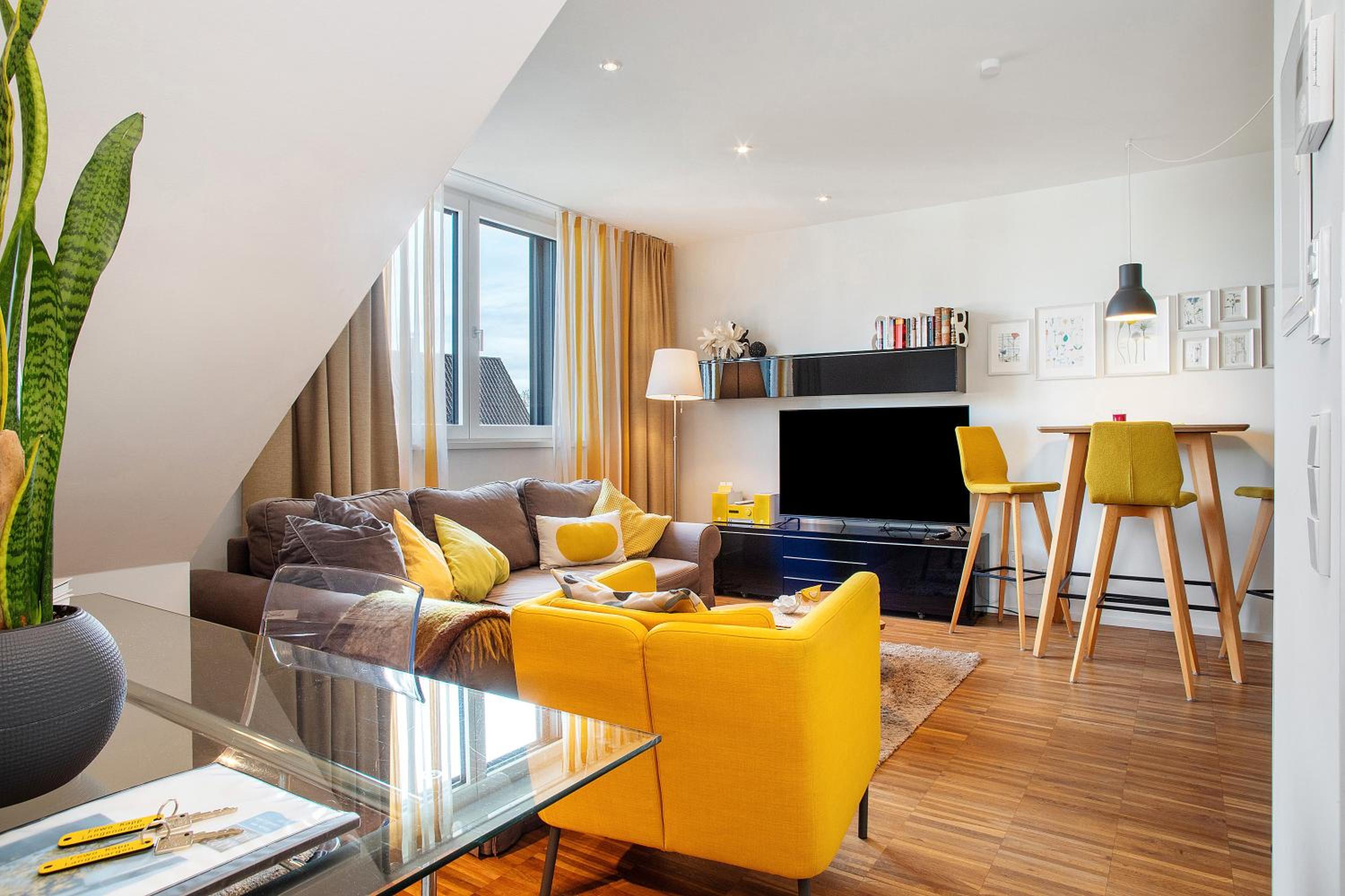 Superior One-Bedroom Apartment with Balcony