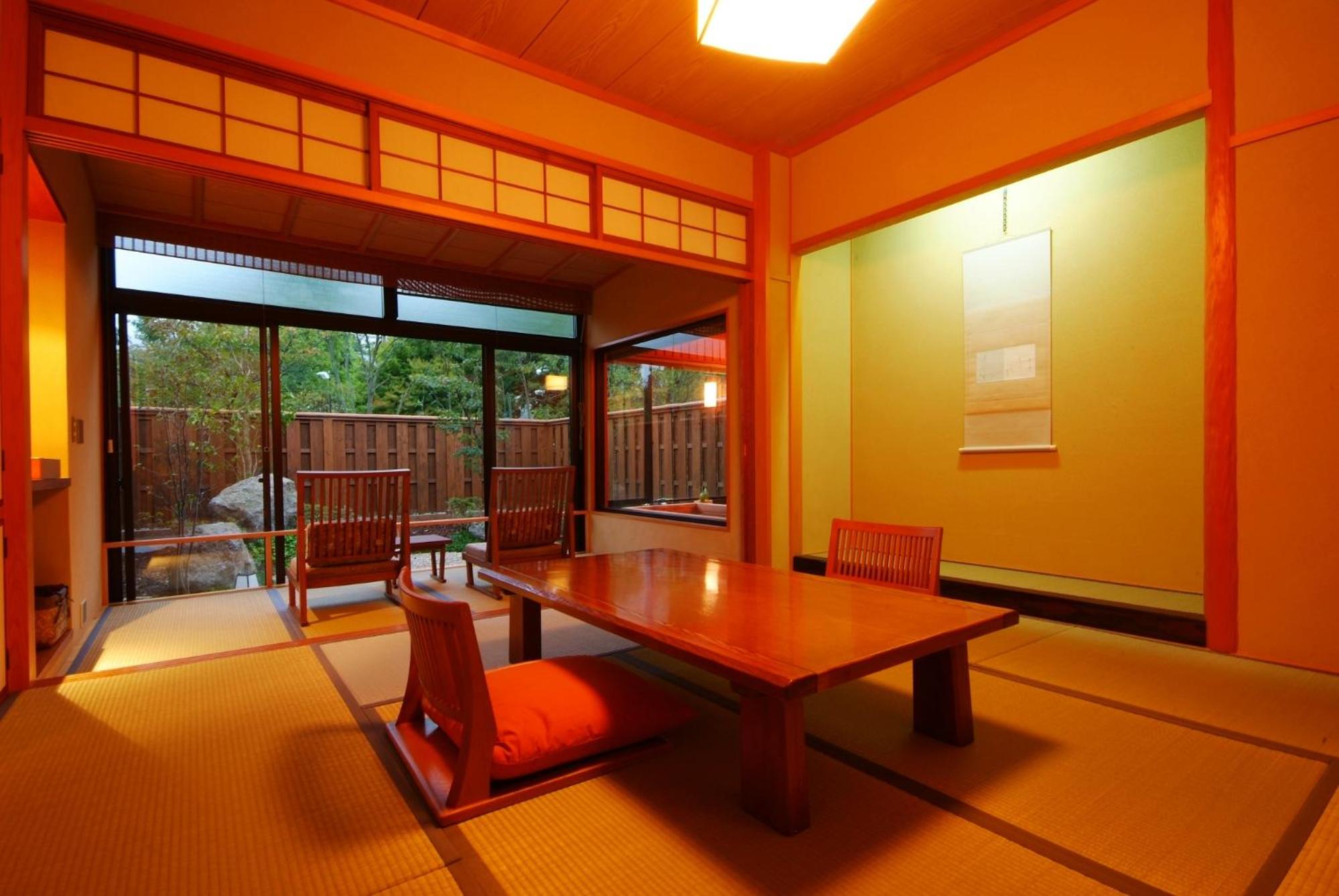 Japanese-Style Room with Garden View 1F - Non-Smoking (Restaurant if Meal Included) photo 2