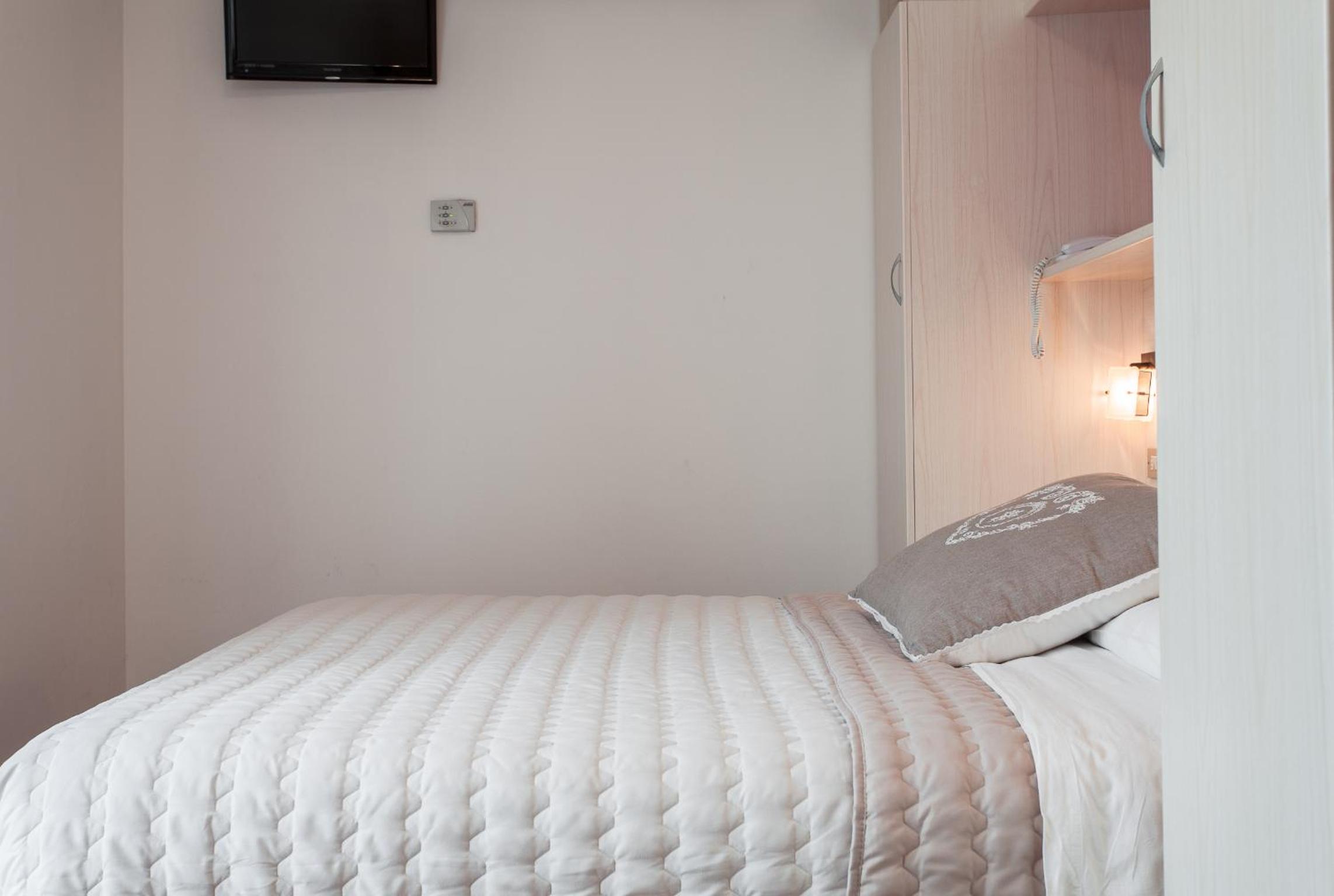 Comfort Quadruple Room photo 3