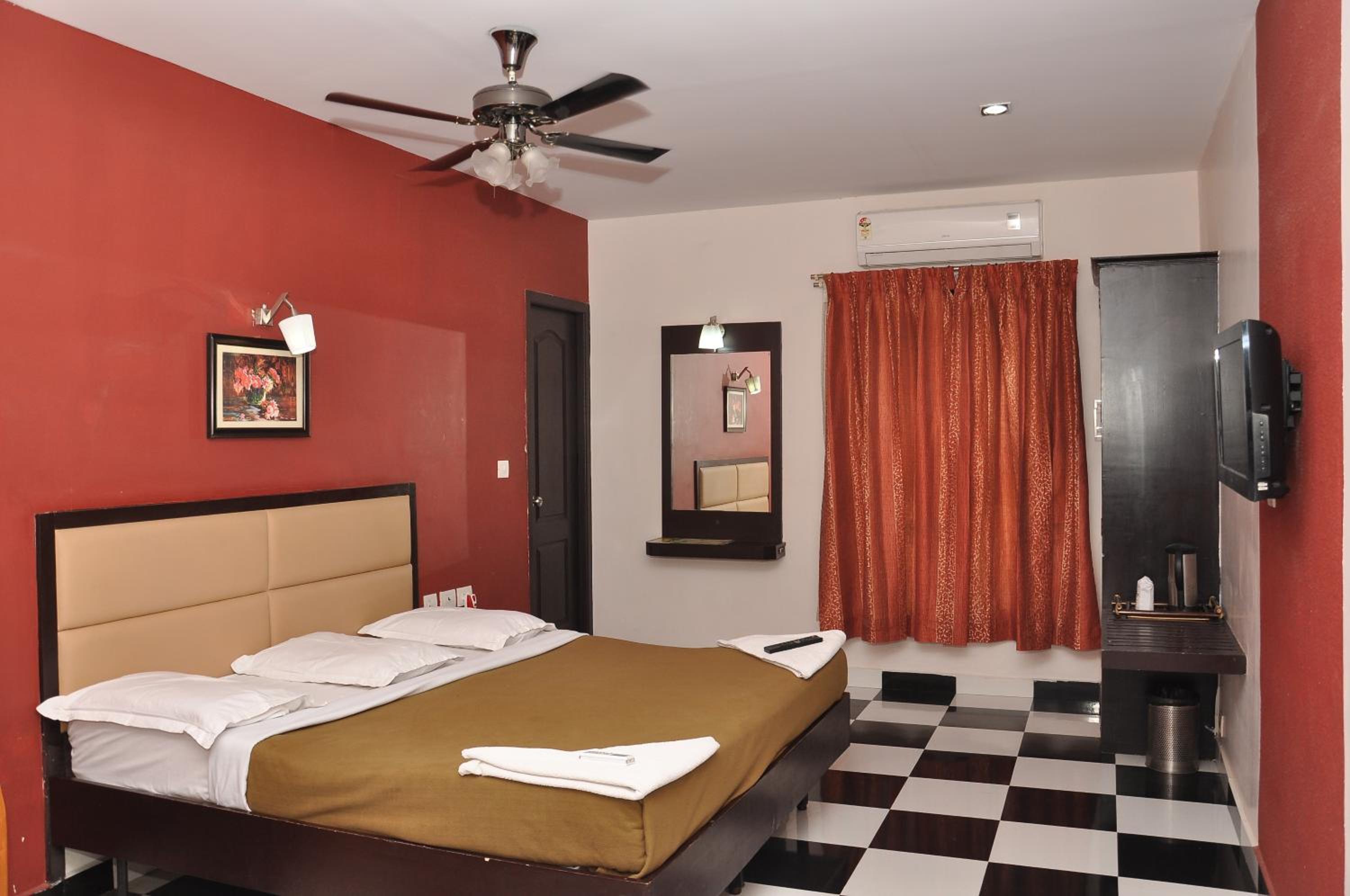 Deluxe Double Room photo 2