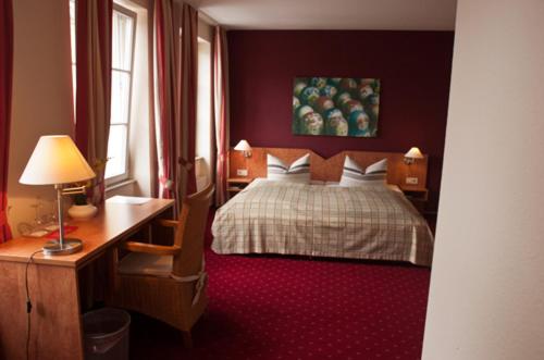 Double Room - Photo 5