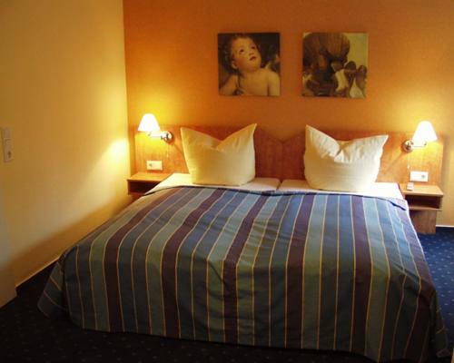 Double Room - Photo 6